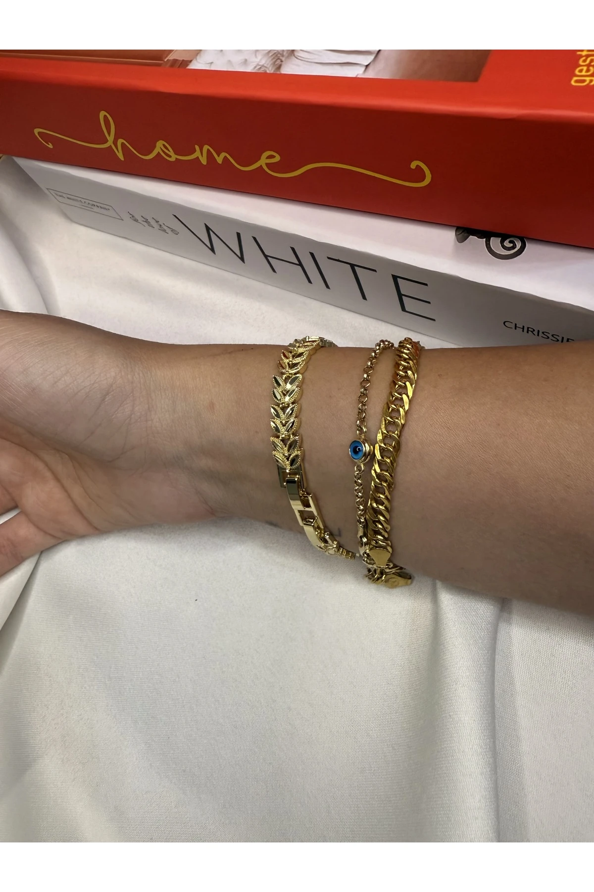 Altın Renk Çelik Balık Kılçığı Model Bileklik