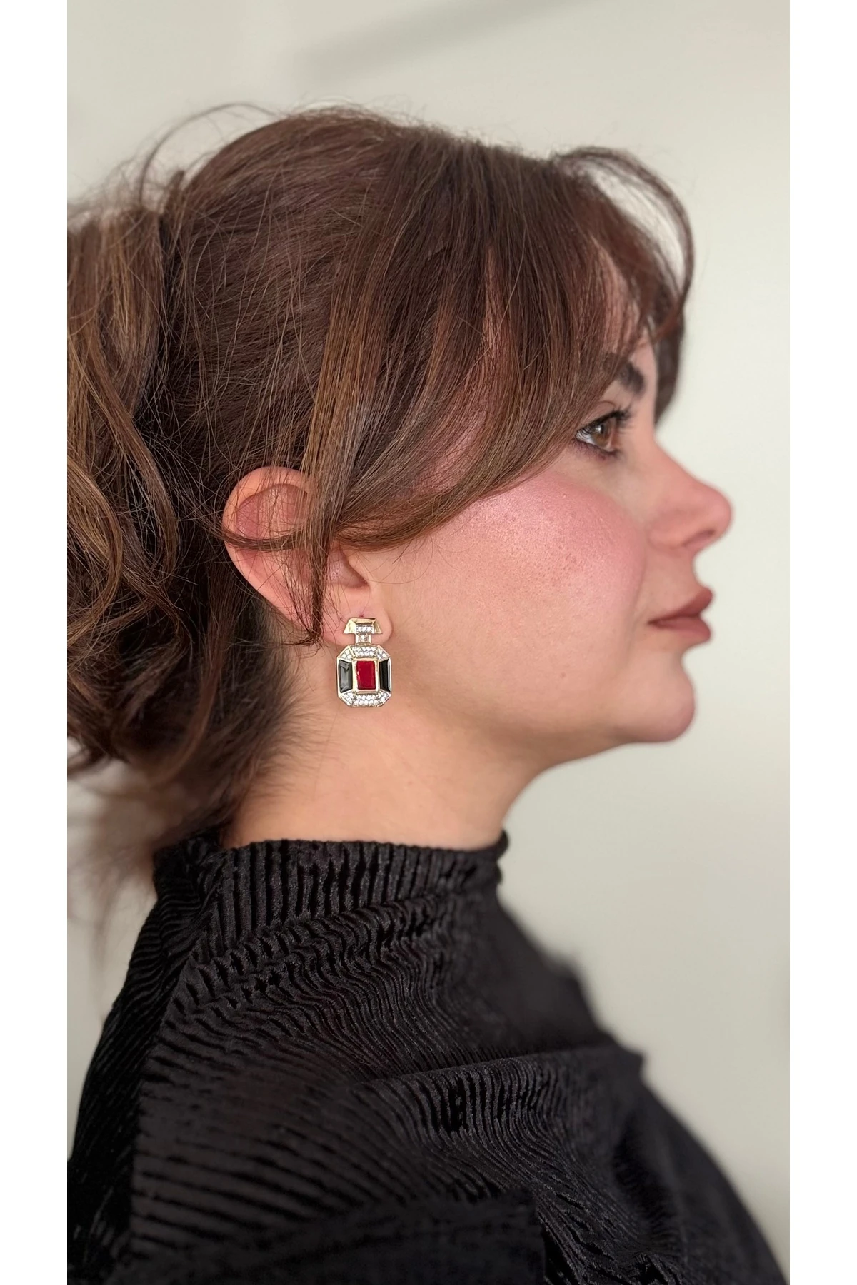 Art Deco Siyah & Kırmızı Taşlı Geometrik Küpe