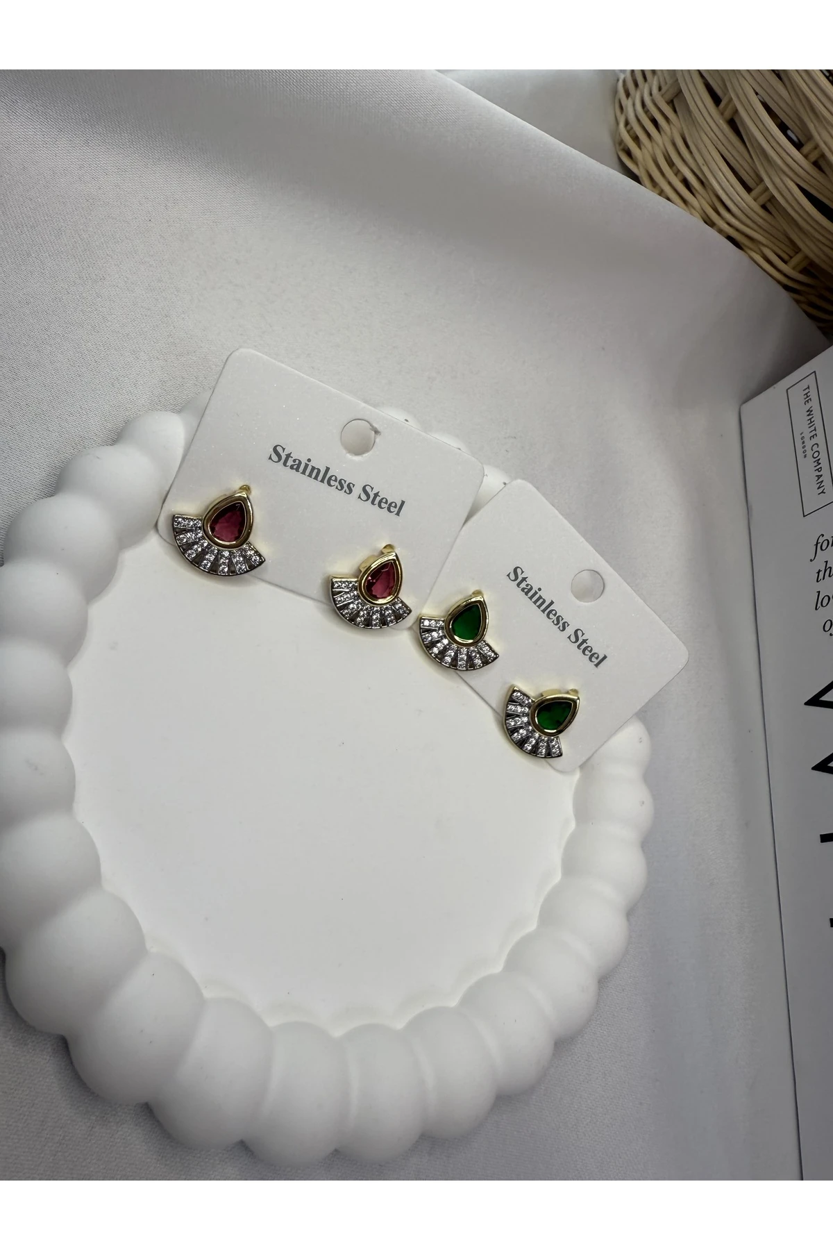 Damla Taşlı Çelik Küpe