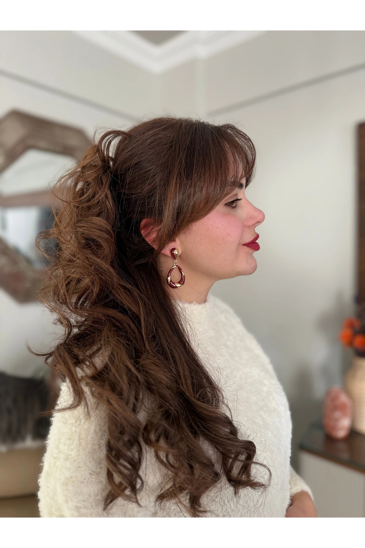 Bordo Mine ve Gold Burgulu Halka Sarkıt Küpe