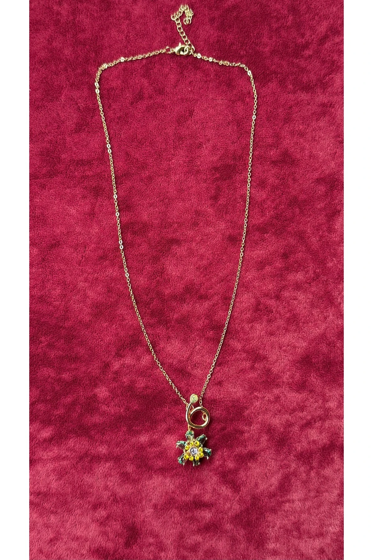 Renkli Taşlı Çiçek Kolye