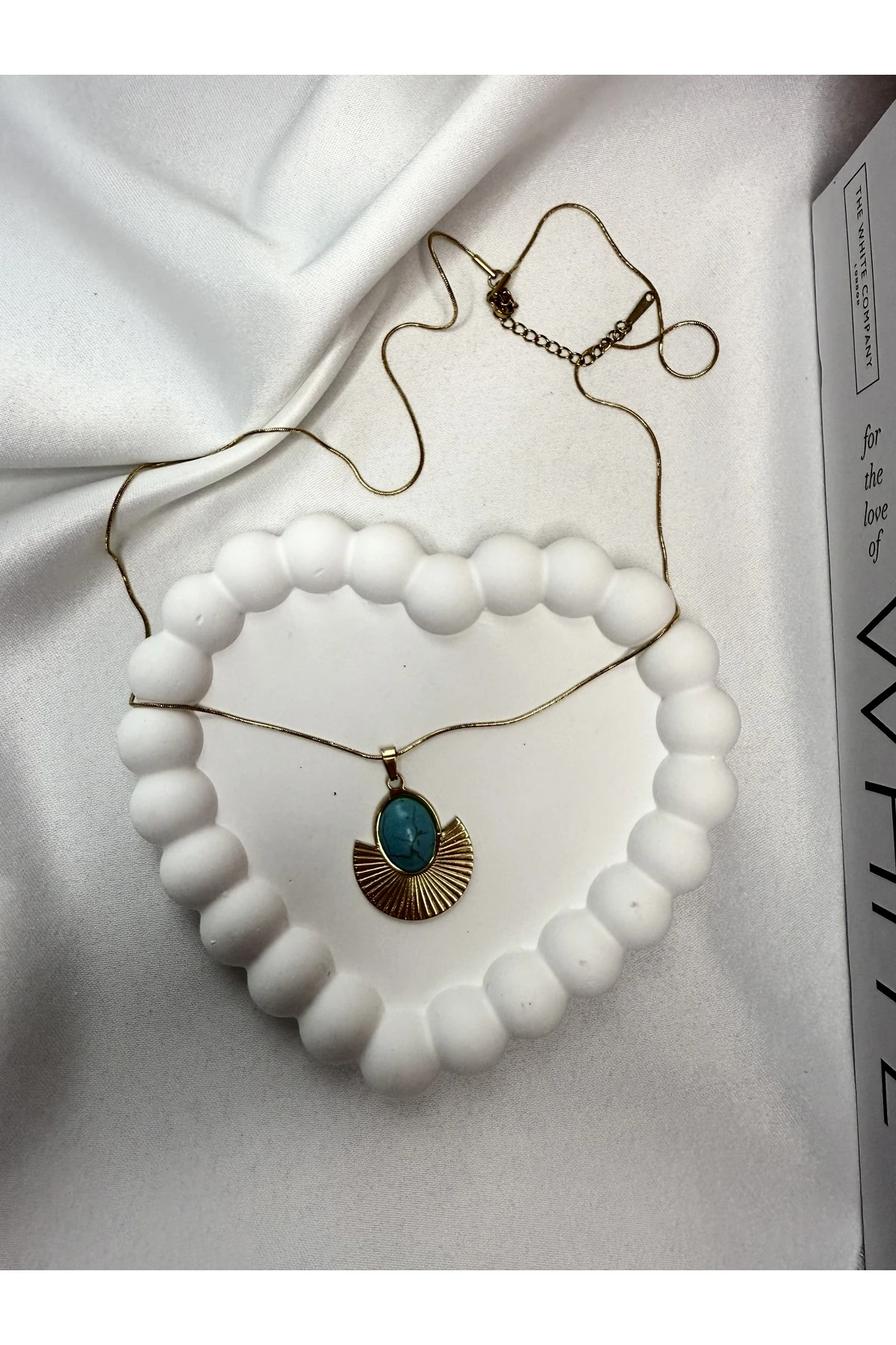 Altın Renk Çelik Turkuaz Taşlı Kolye