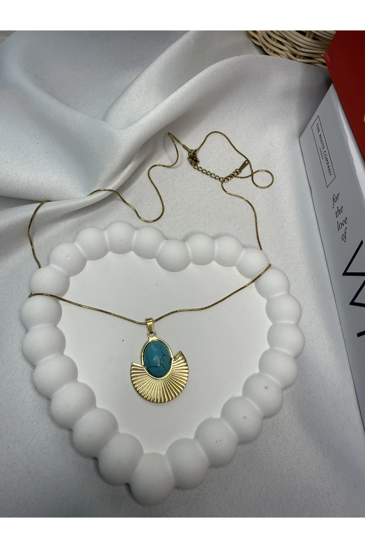 Altın Renk Çelik Turkuaz Taşlı Kolye