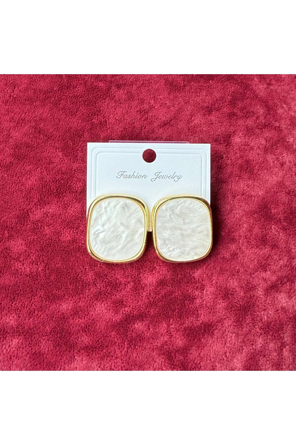 İnci Beyazı Kare Form Büyük Küpe