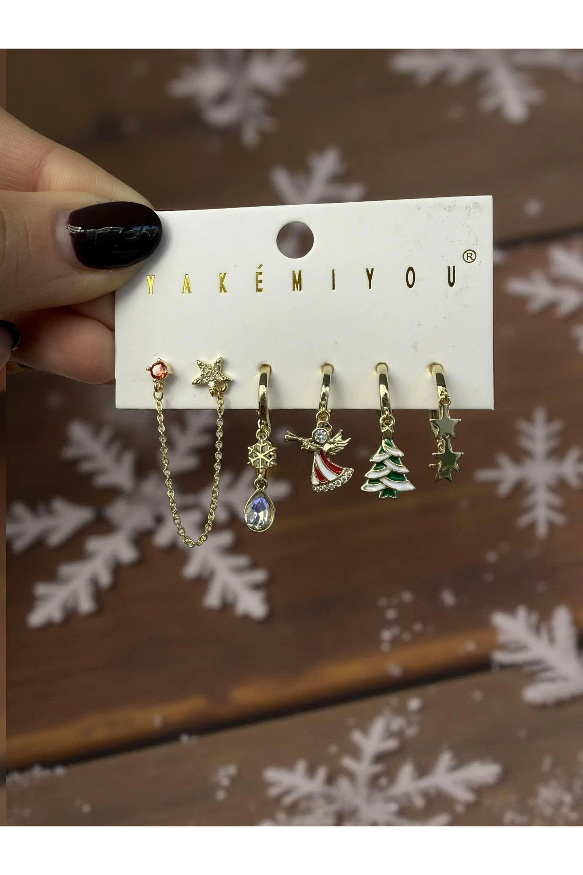 6’lıYılbaşı Konsept Tekli Küpe Seti – Altın Renk – Melek / Yılbaşı Ağacı / Kristal Detaylı