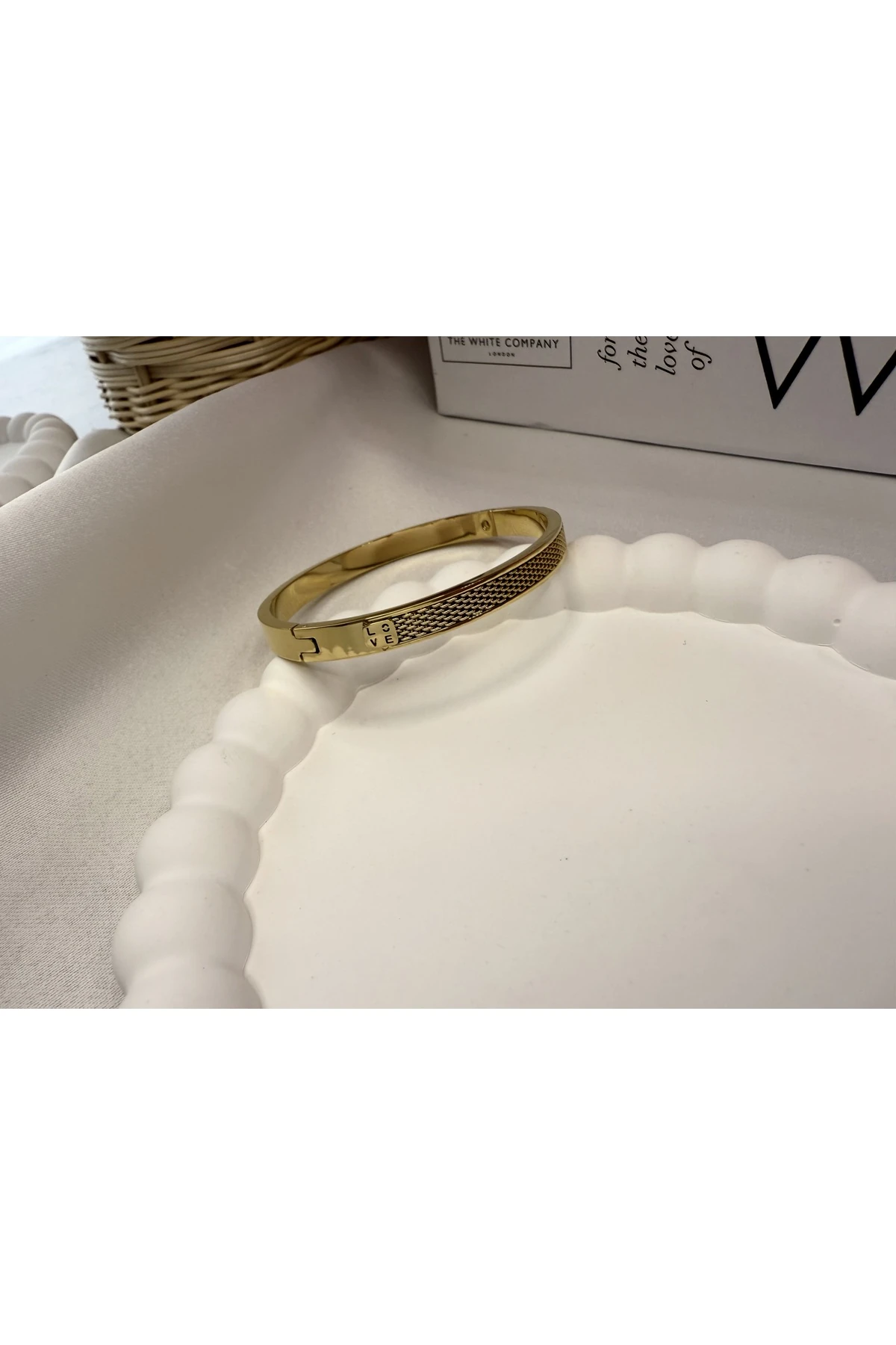 Altın Renk Çelik Örgü Desenli Bilezik