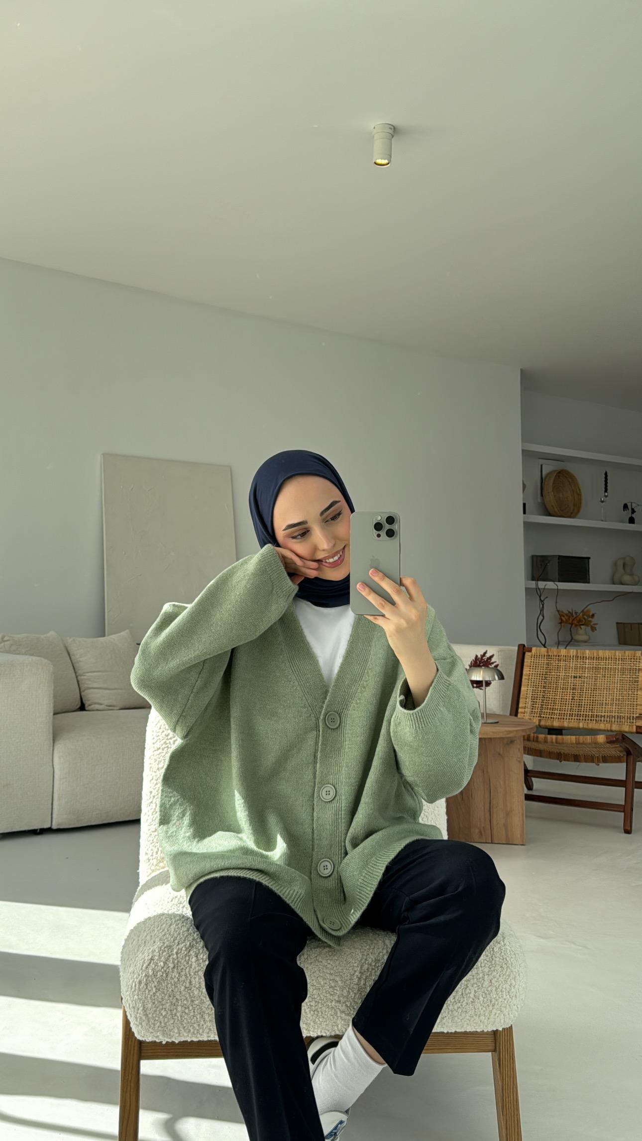 Oversize Yünlü Triko Hırka
