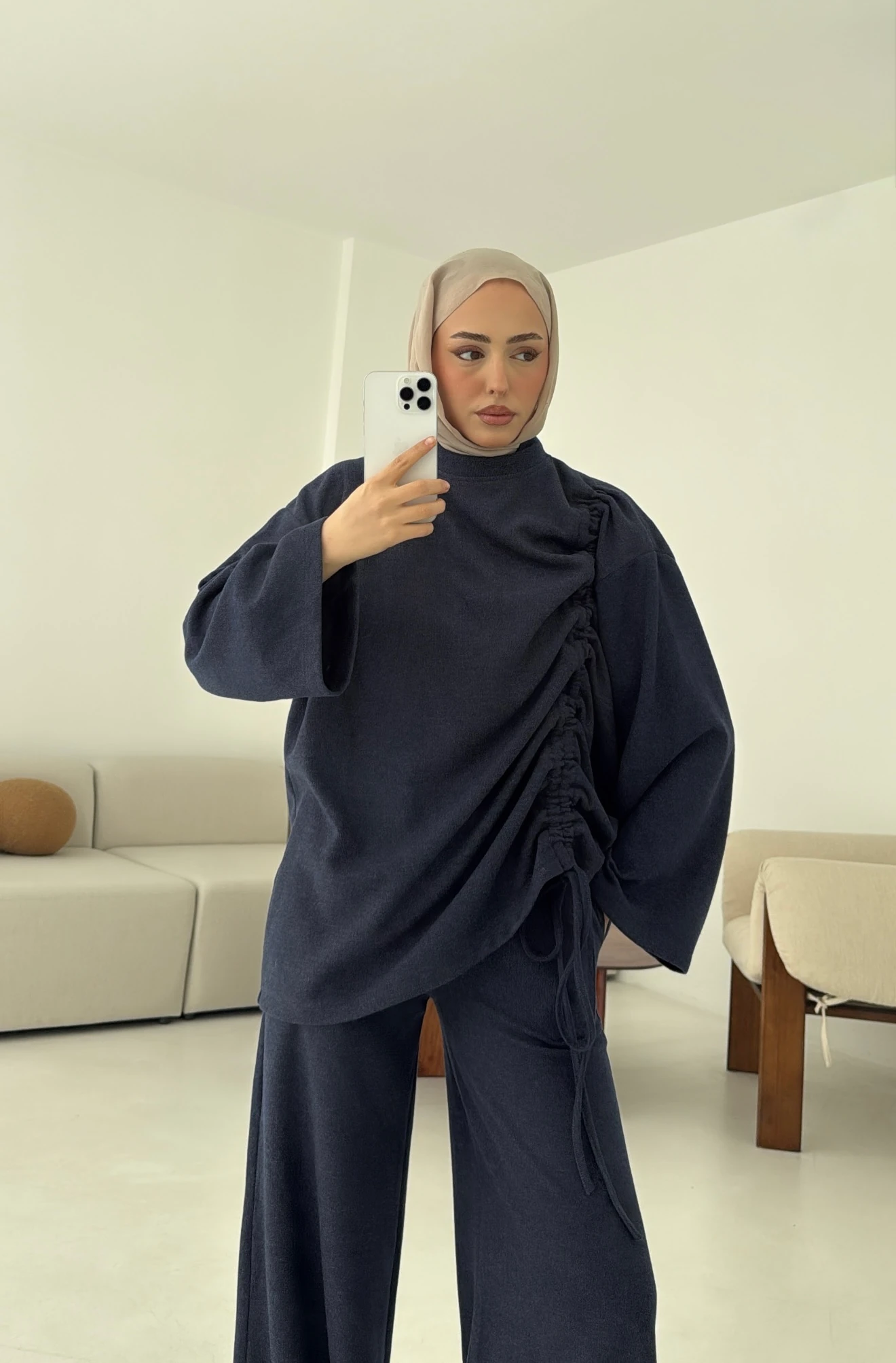 Bluzu Yandan Biyeli Takım Lacivert