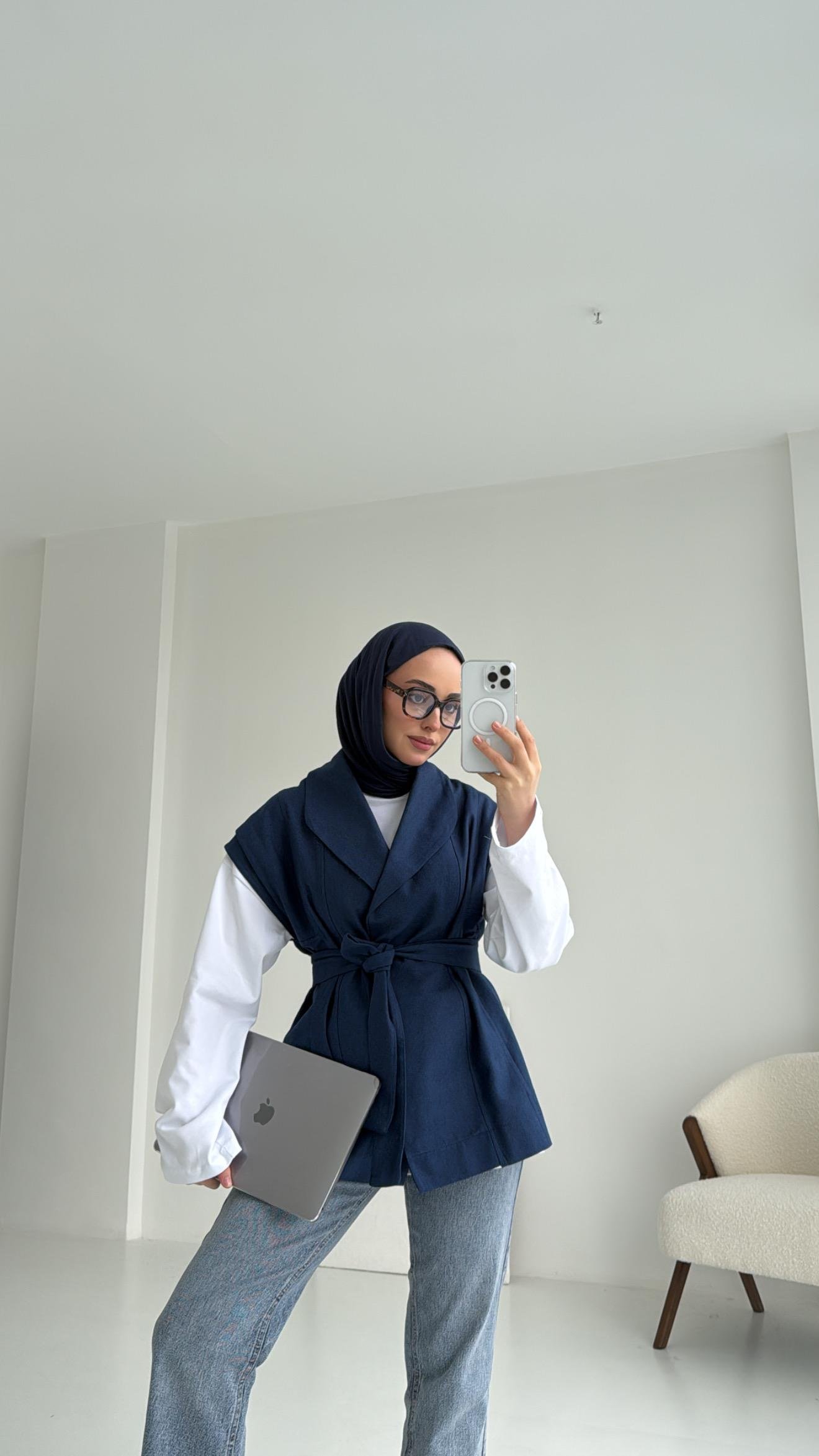 Gabardin Bağlamalı Yelek Lacivert