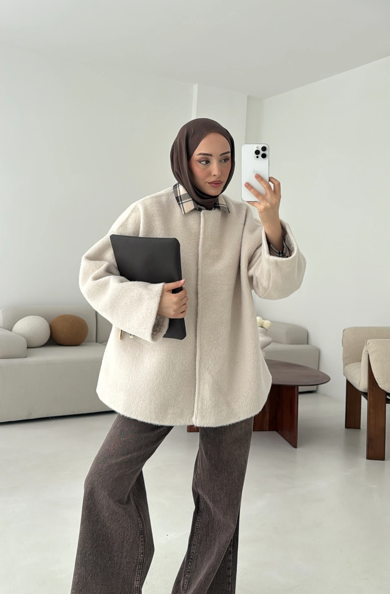 Gizli Düğmeli Kaban Bej