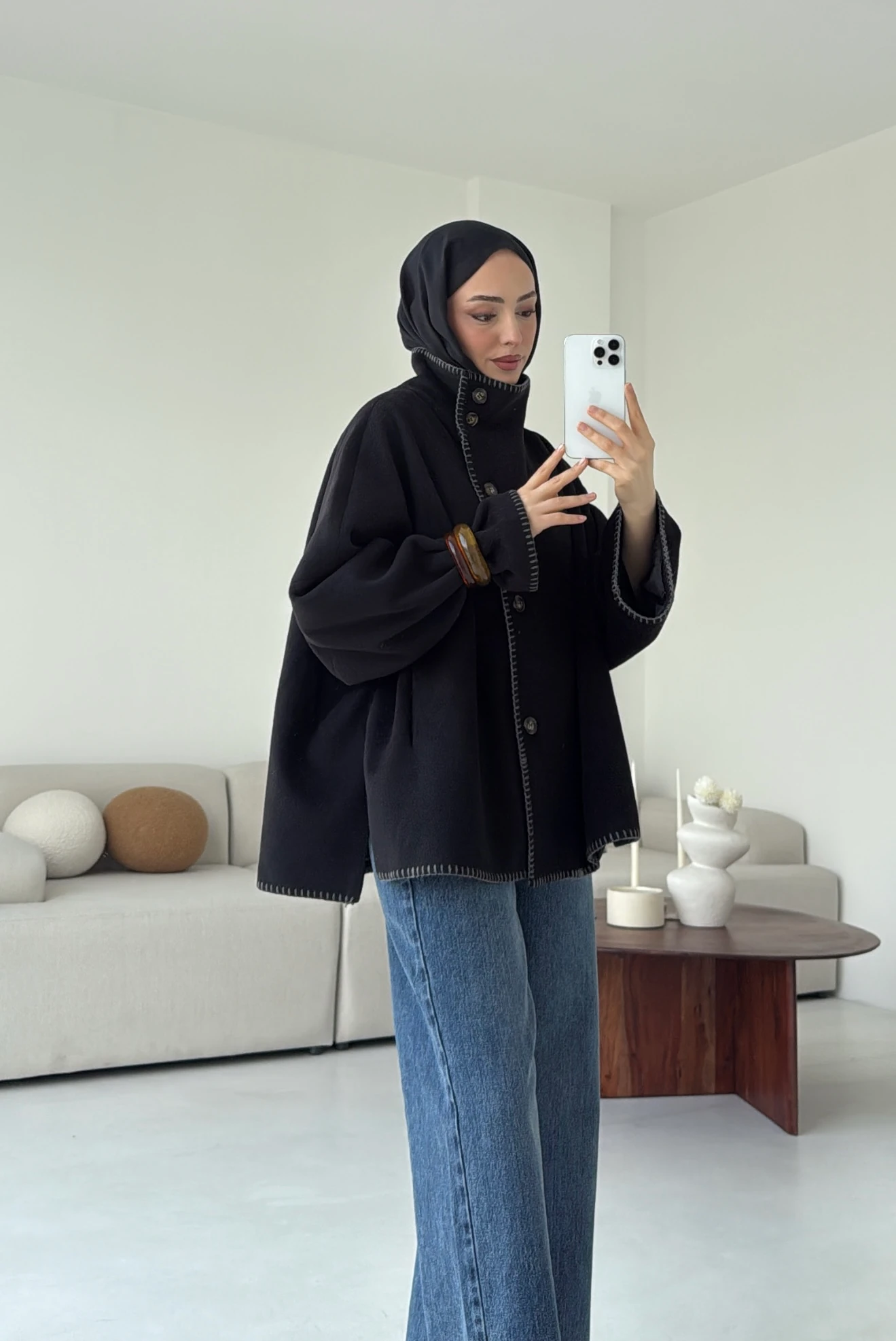 Nakış Detay Premium Kaban Siyah