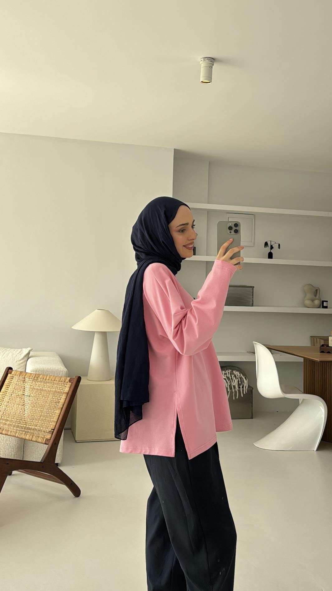 Yırtmaç Detaylı Sweatshirt Pembe