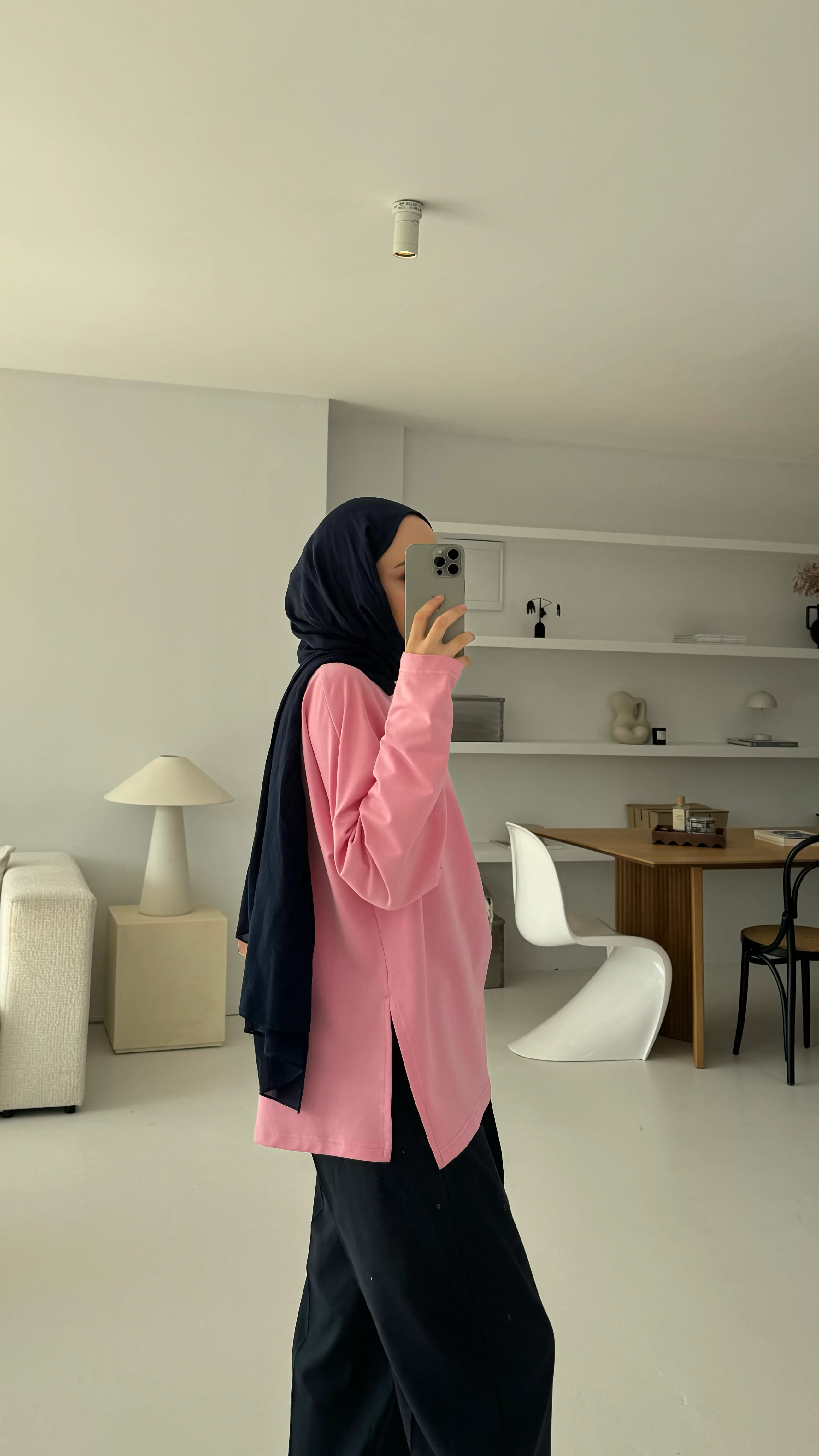 Yırtmaç Detaylı Sweatshirt Pembe