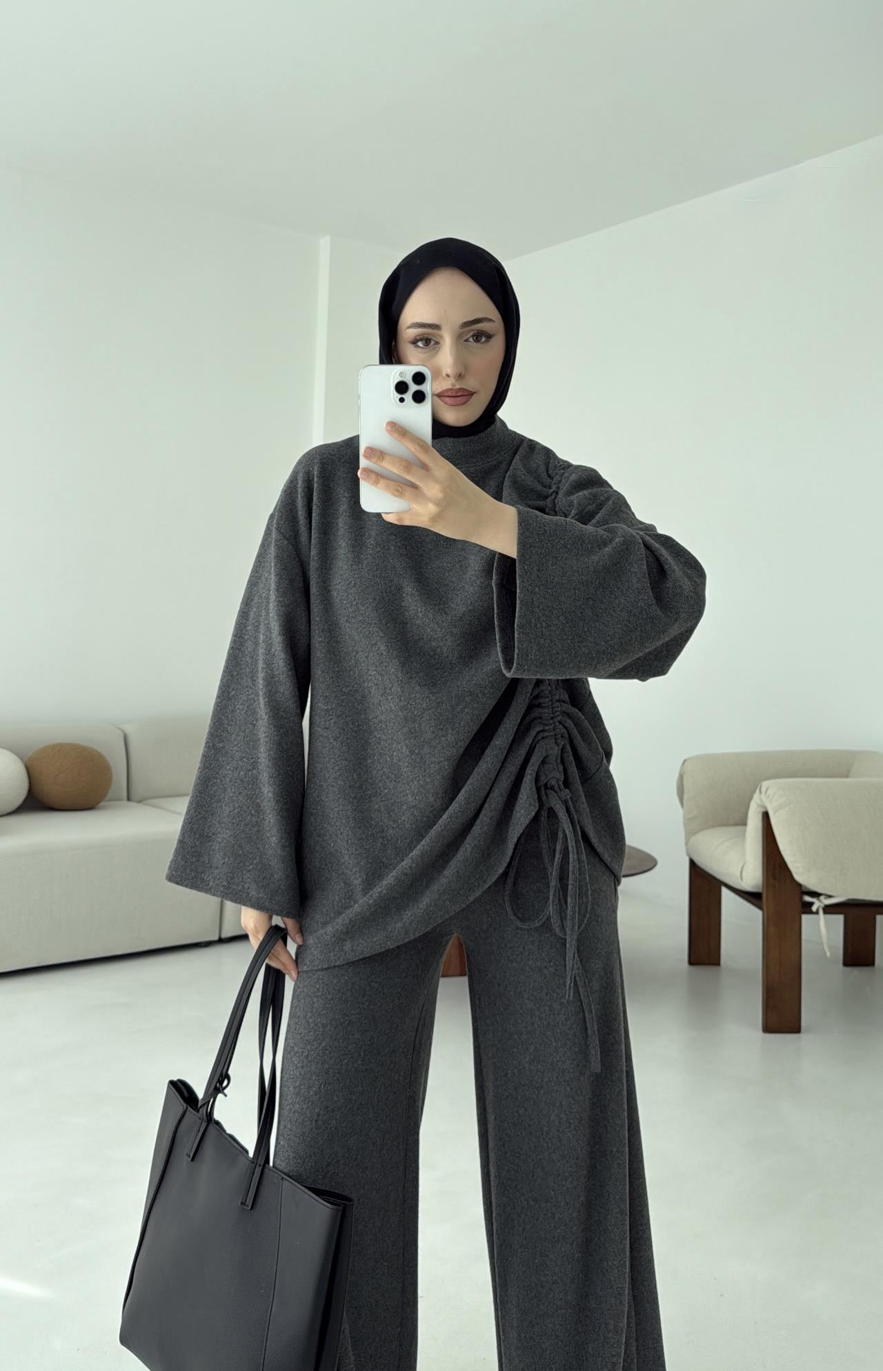 Bluzu Yandan Biyeli Takım Antrasit