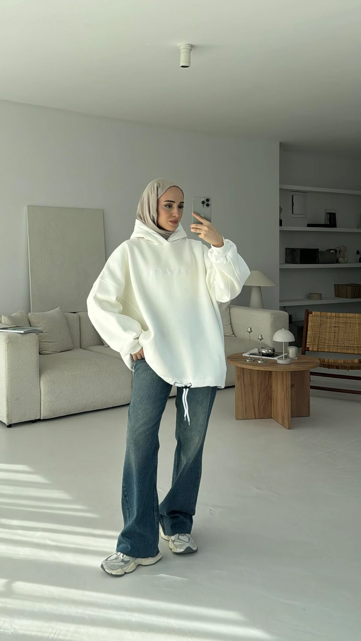 Savage Baskılı Swetshirt Beyaz