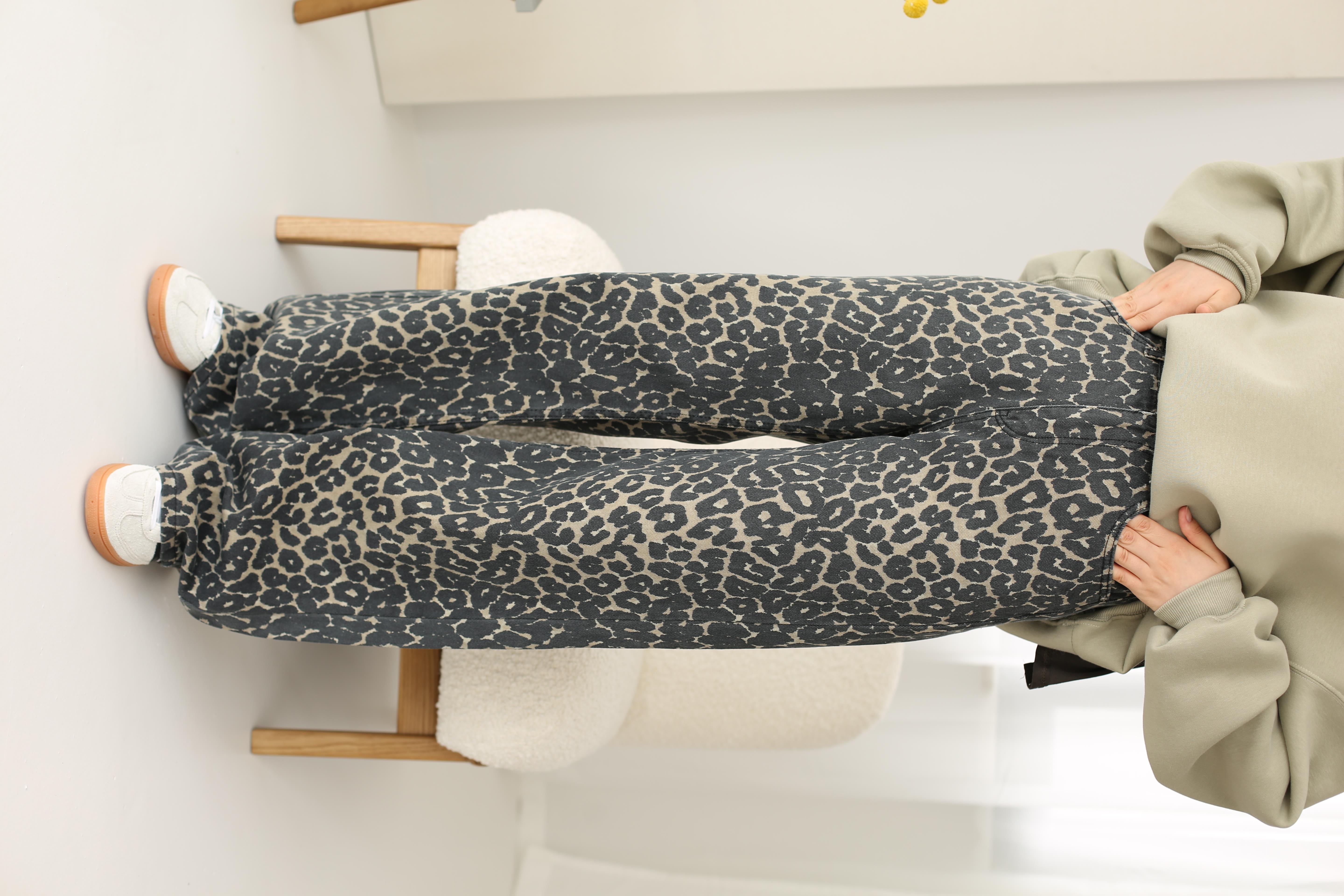 Leopar Desen Jean