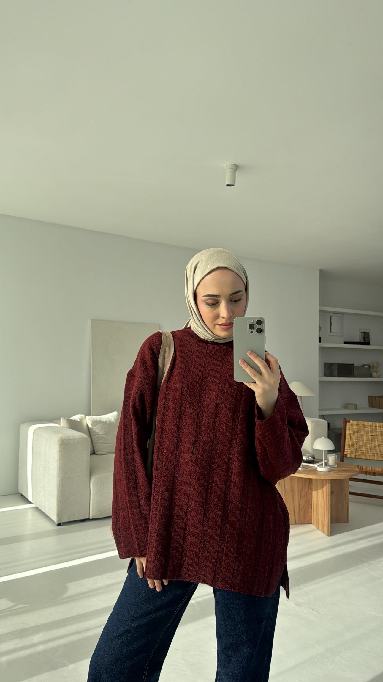 Yırtmaç Detaylı Triko Bordo