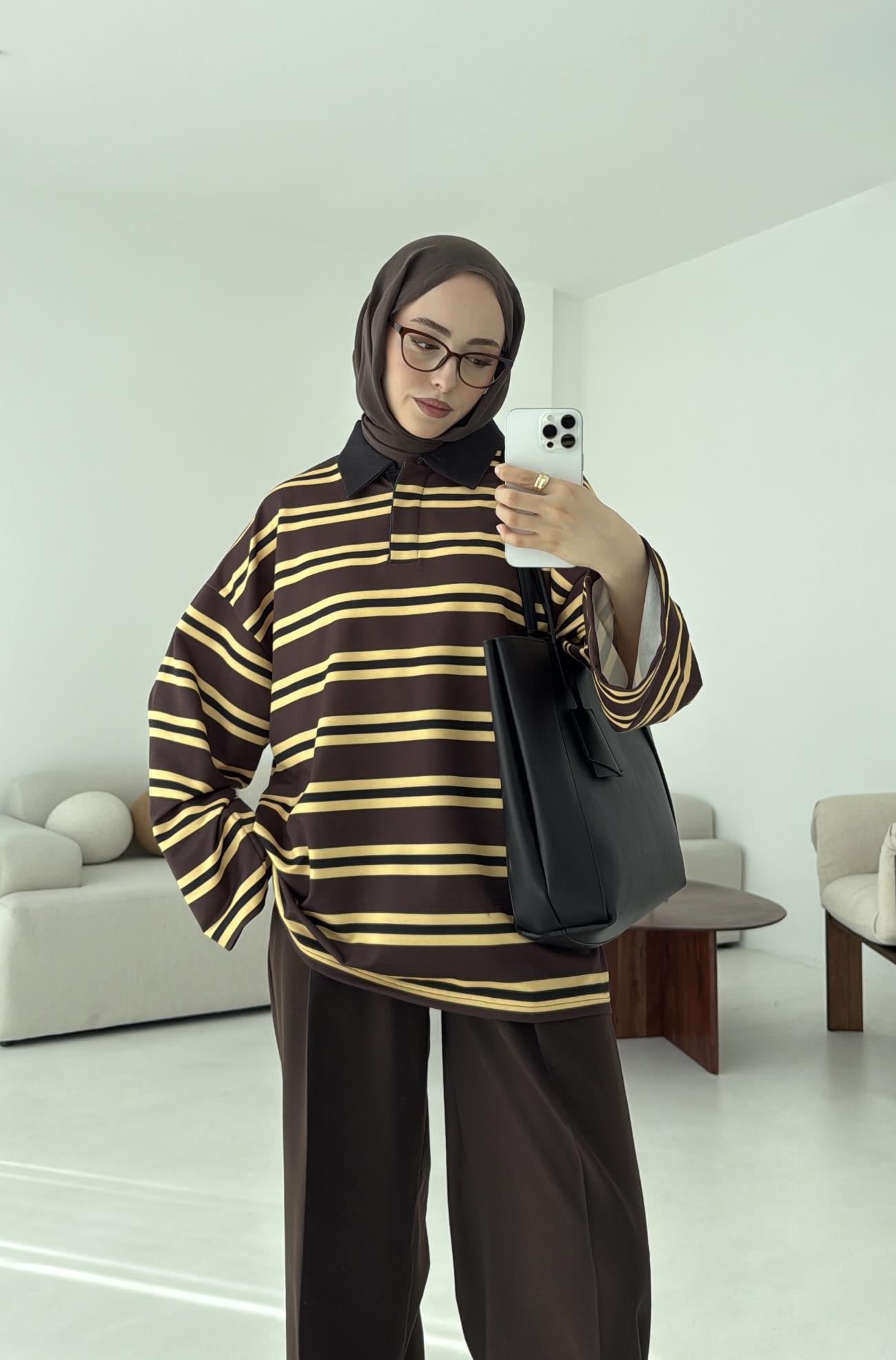 Sarı Çizgili Polo Yaka Sweatshrt