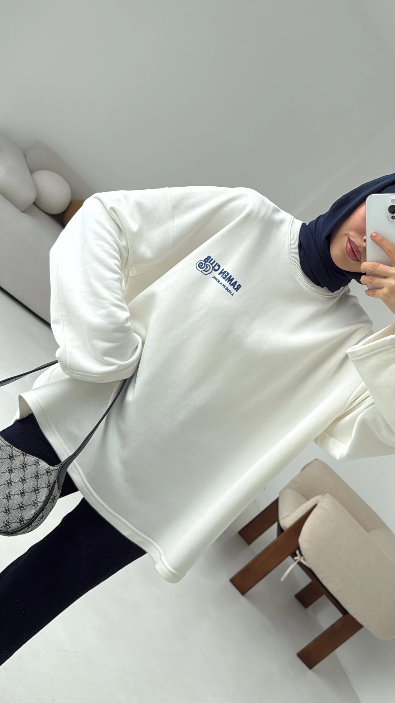 Ramen Baskılı Sweat Beyaz