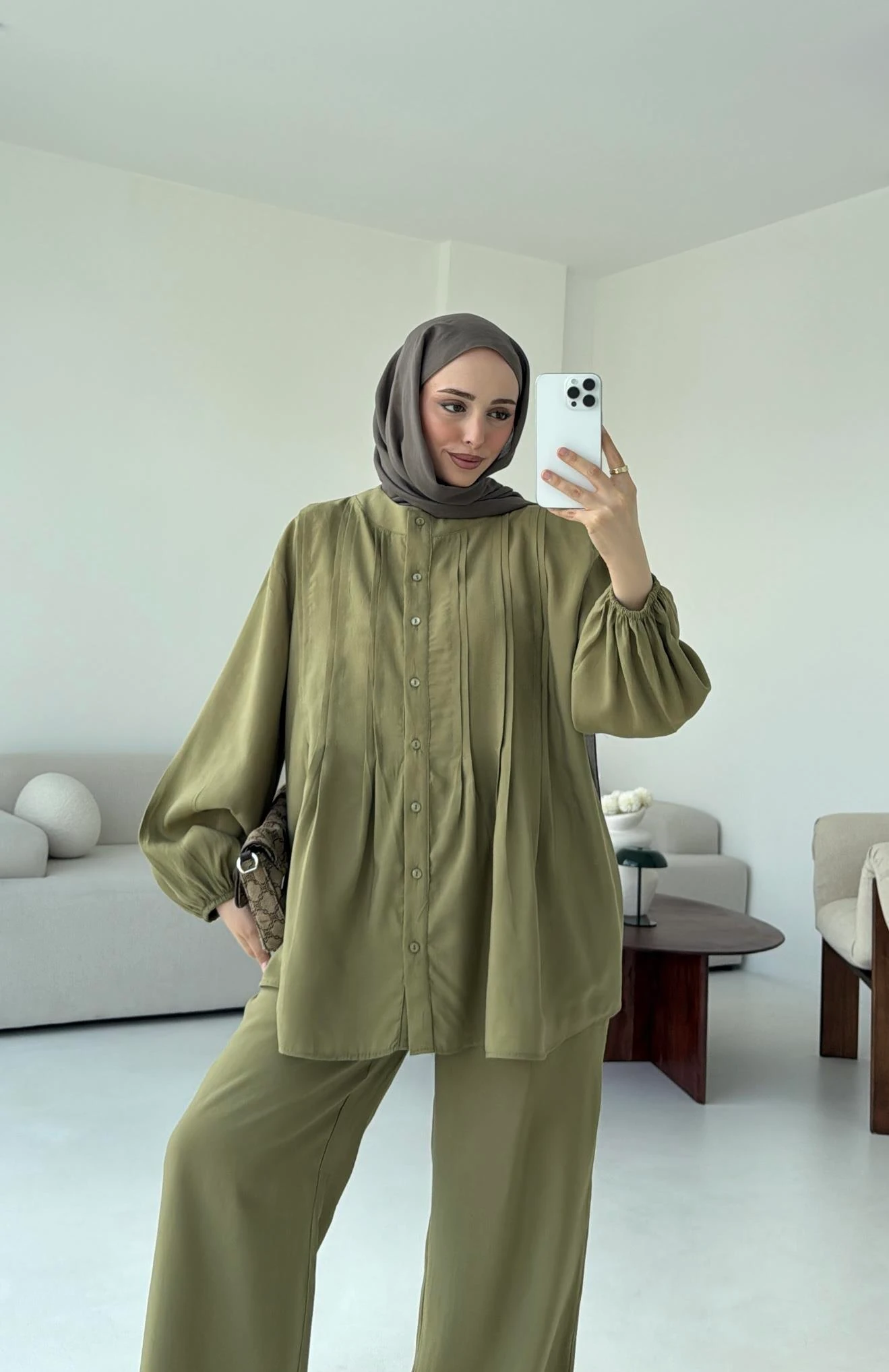 Gömlekli Nervürlü Takım Olive