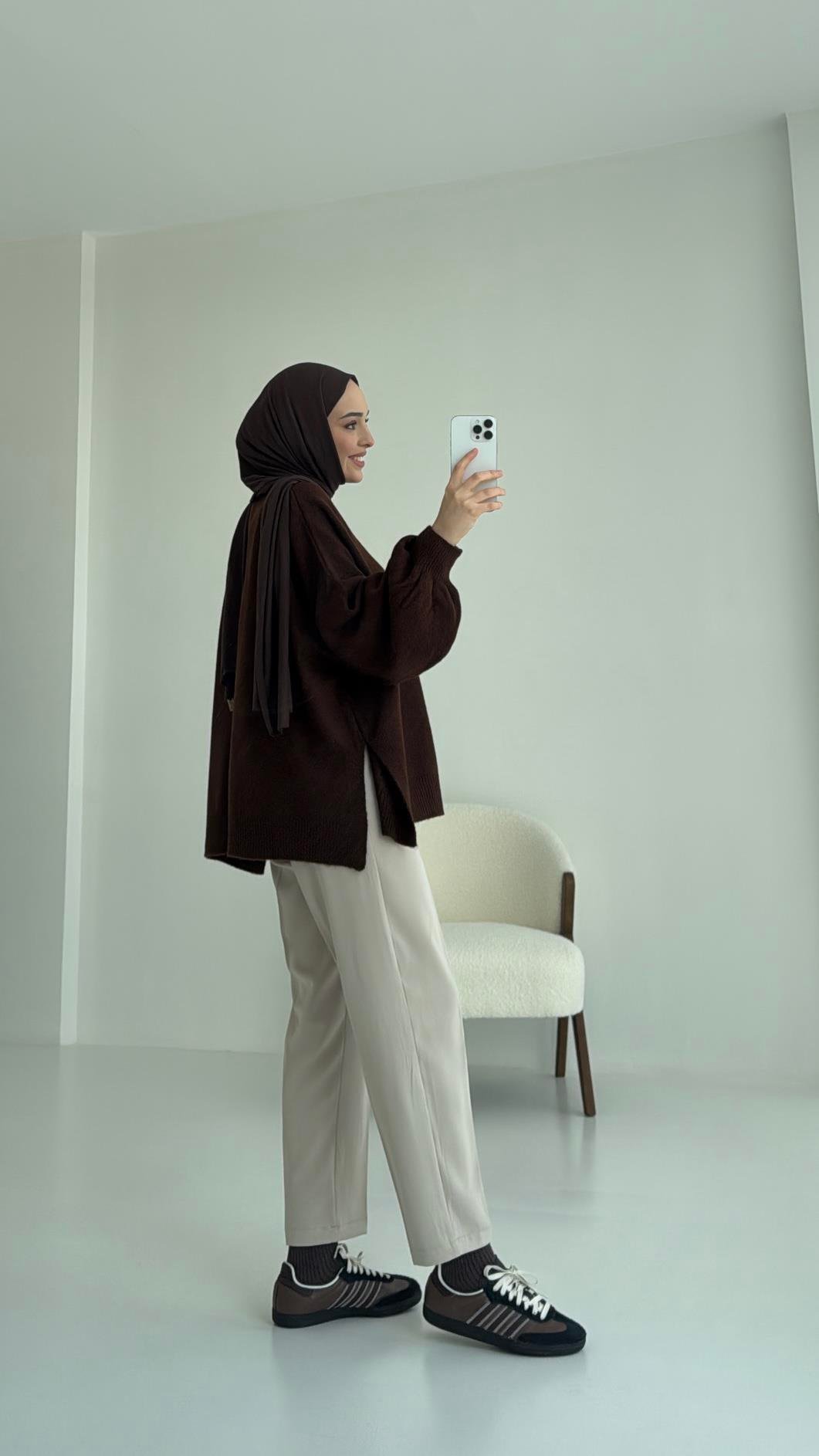 Yırtmaç Detay Balon Kol Triko Kahve