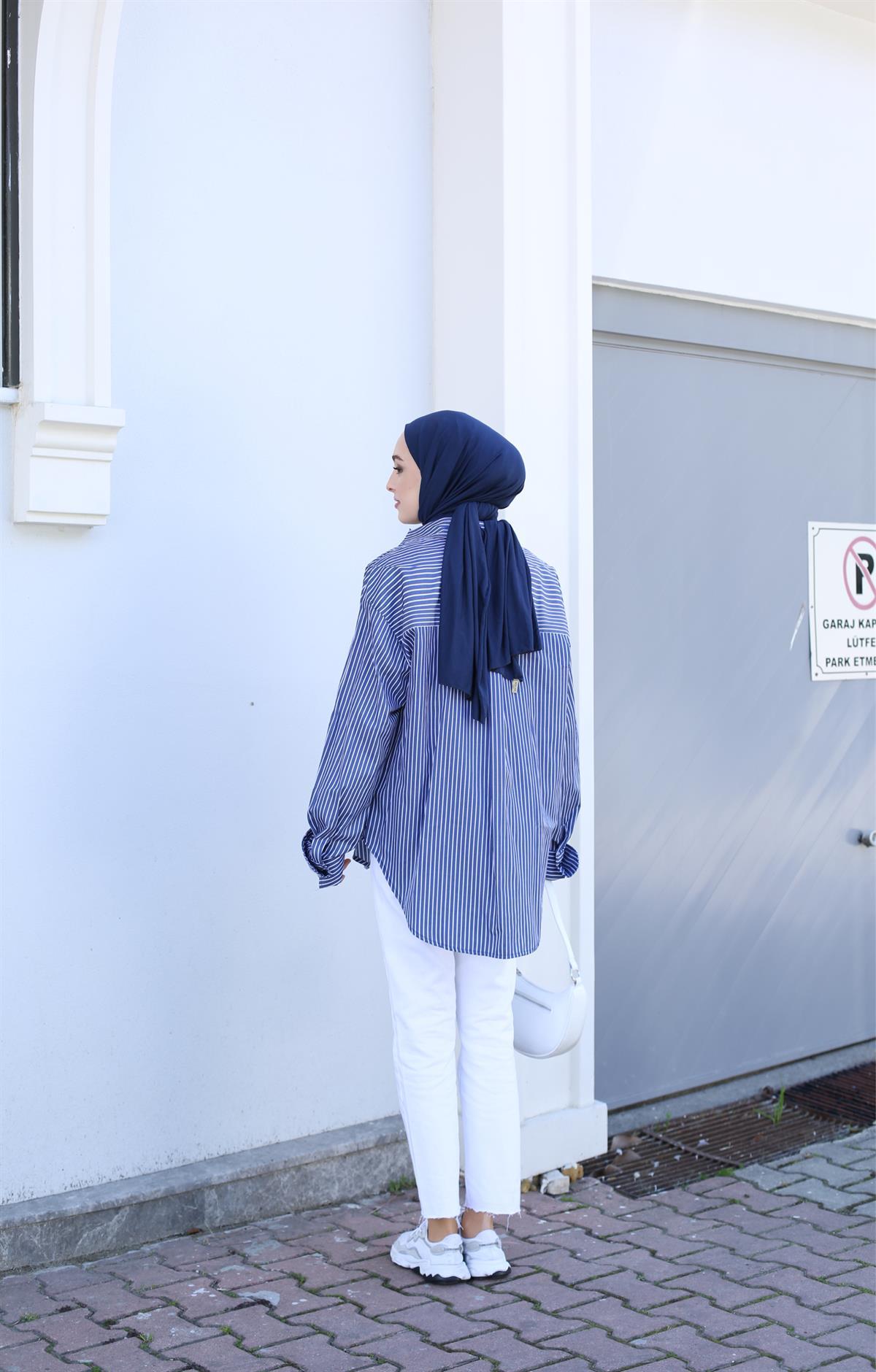 Tek Cep Detaylı Çizgili Gömlek Lacivert