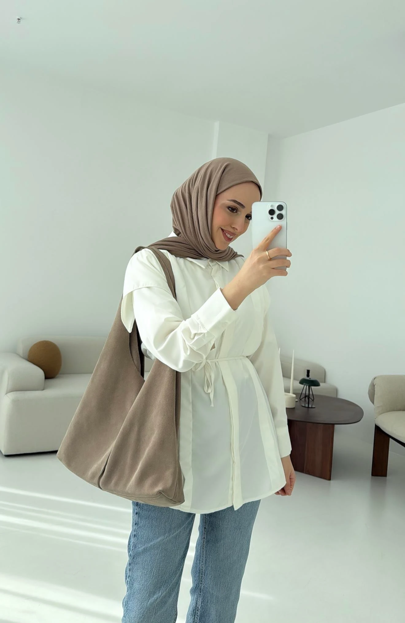 Çift Pileli Saten Bağlamalı Gömlek Beyaz