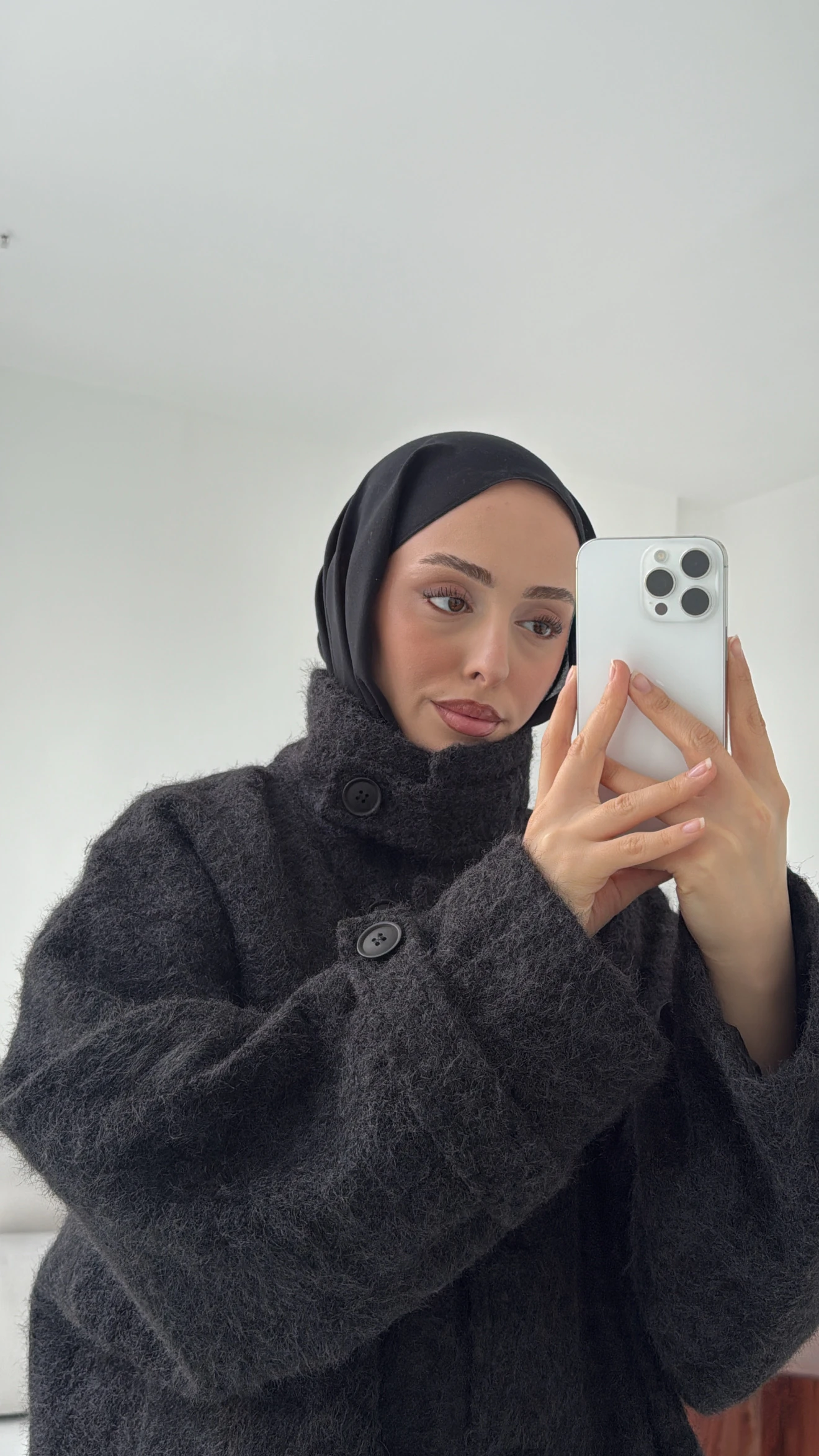 Boucle Yaka Detay Kaban Siyah