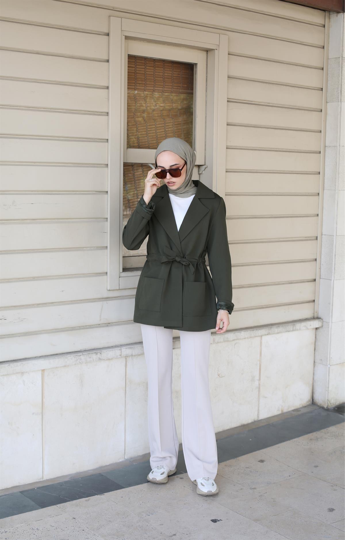 Beli Sıkmalı Astarlı Ceket Haki