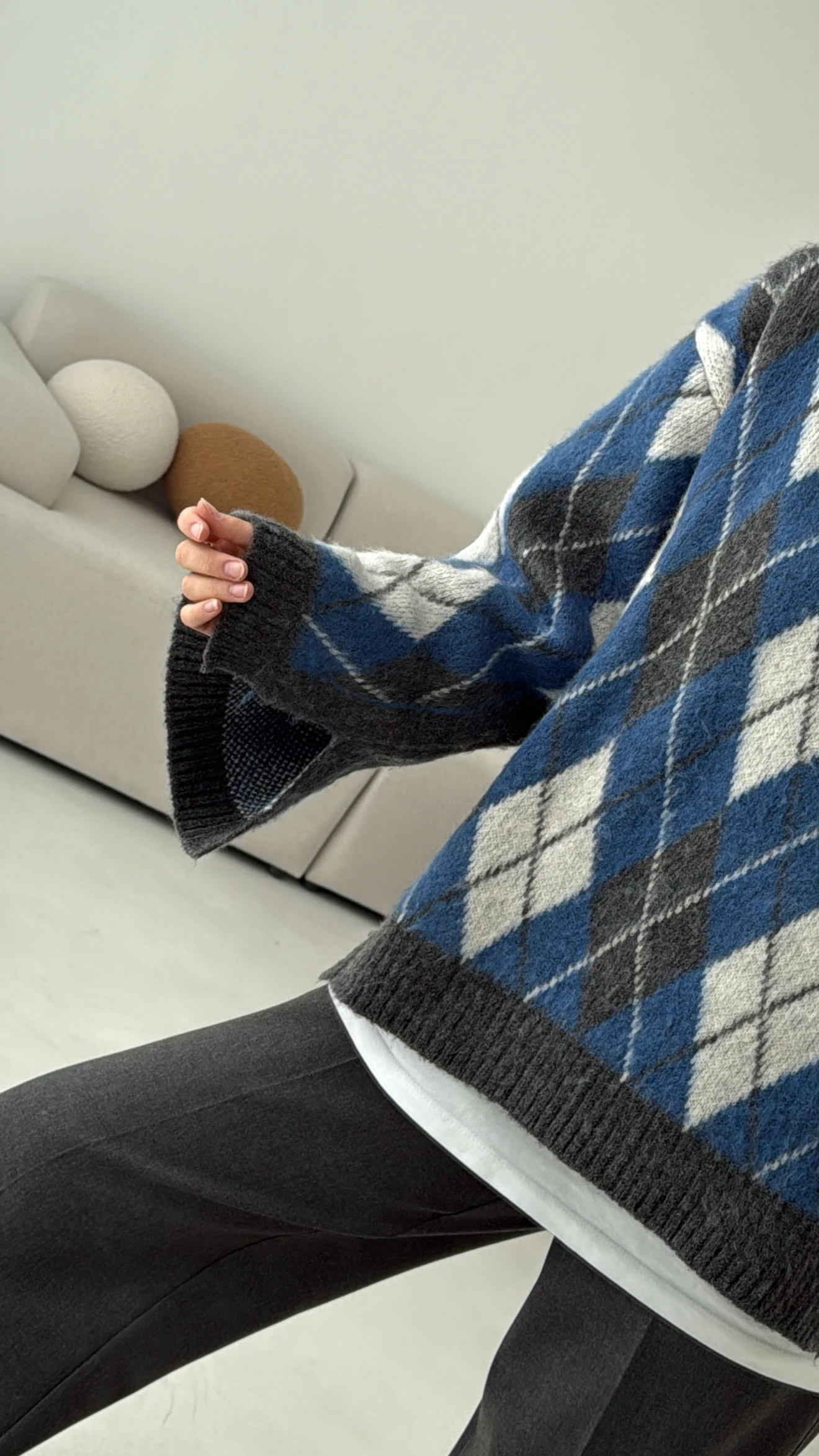 Kolu Yırtmaç Detay Tasarım Kazak Mavi