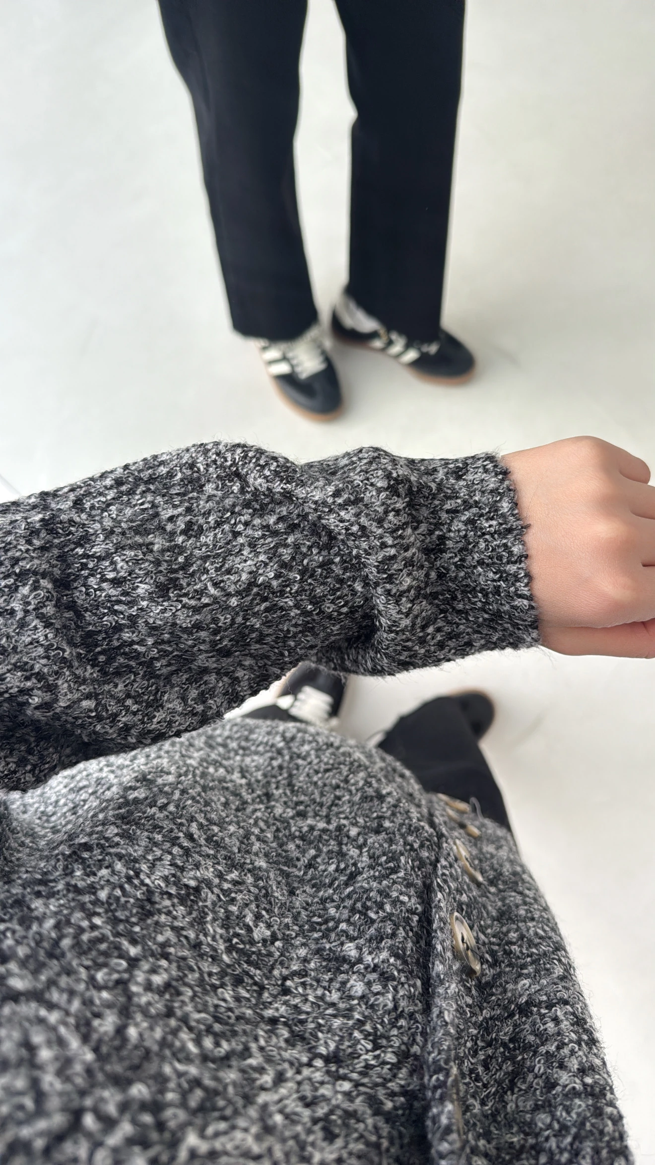 Siyah Benekli Hırka