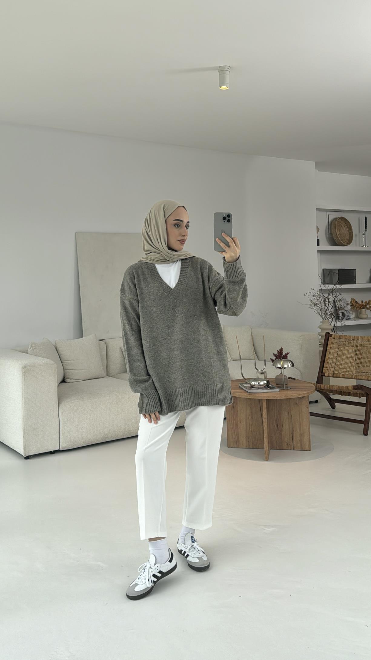 V Yaka Triko Kazak Melanj