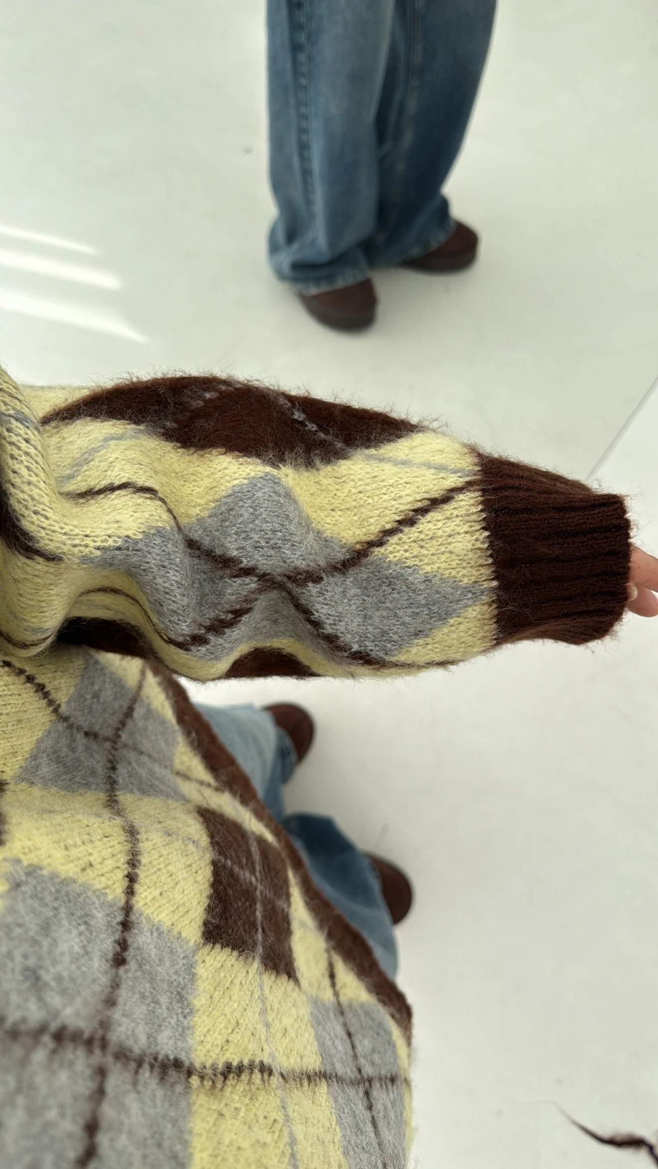 Kolu Yırtmaç Detay Tasarım Kazak Sarı