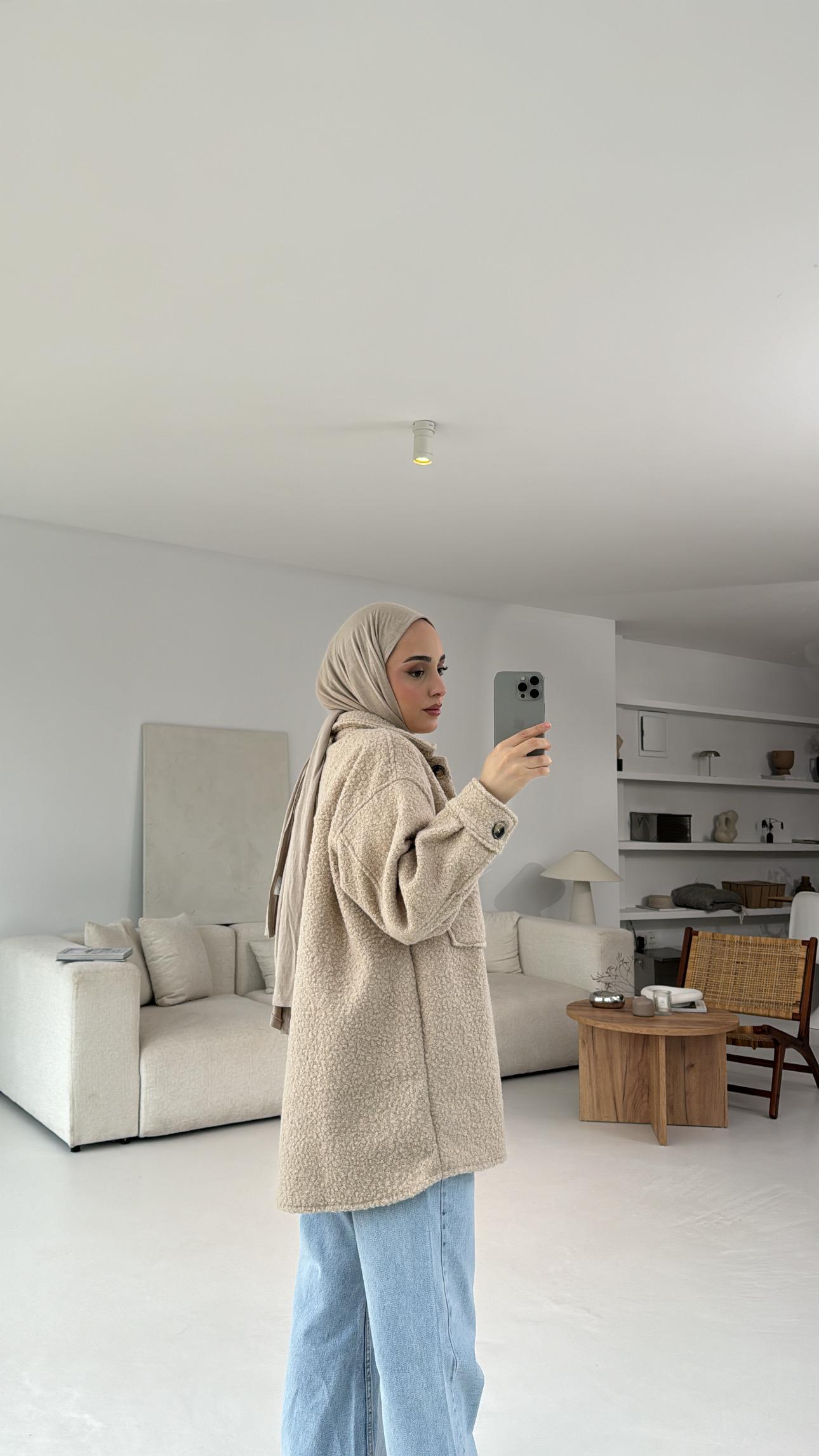 Peluş Bej Ceket