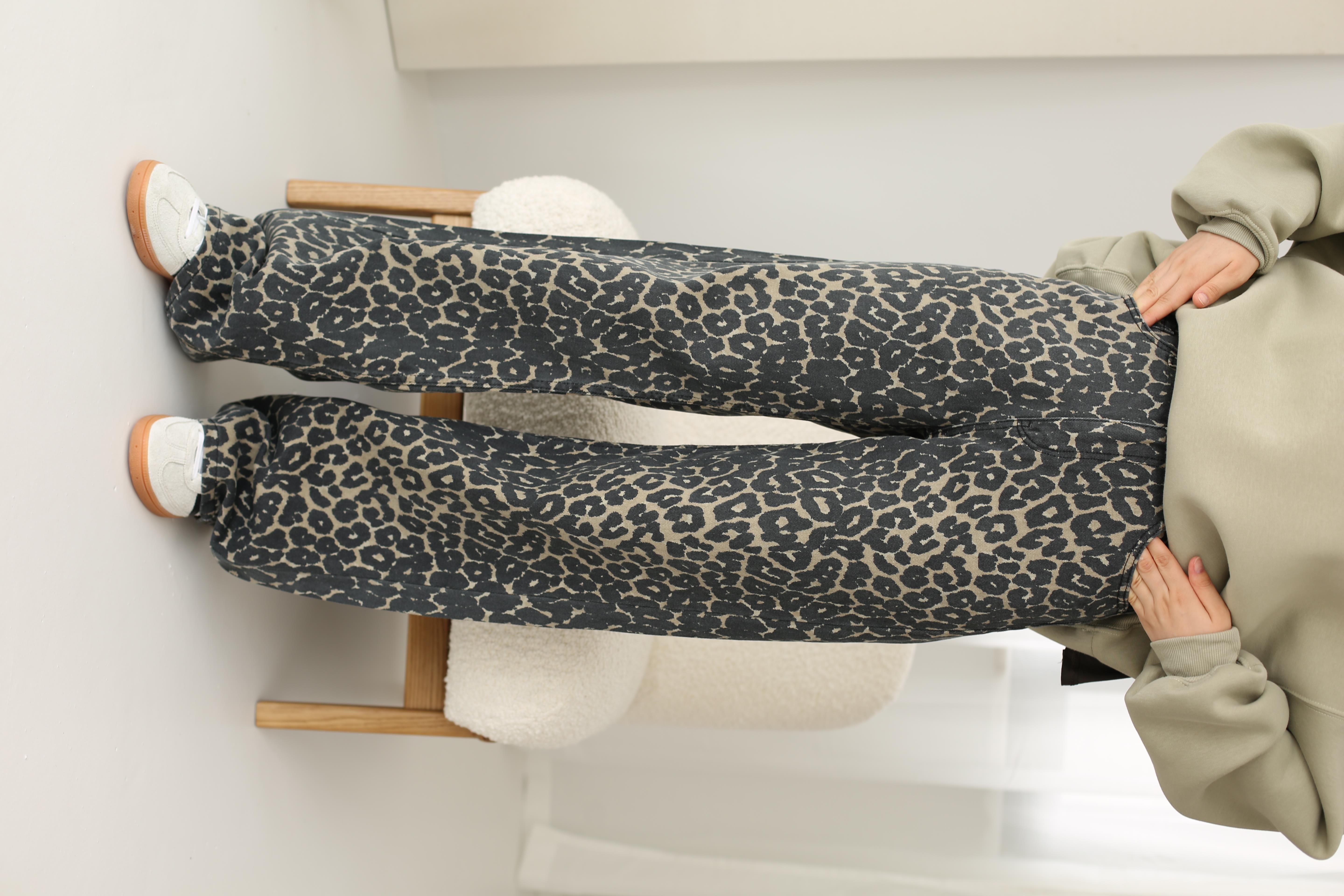 Leopar Desen Jean