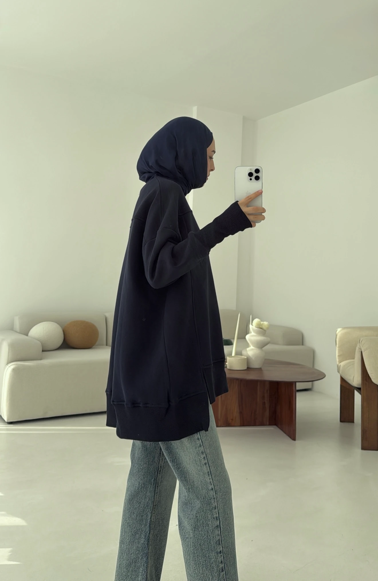 Parmak Geçmeli Asimetri Kesim Sweat Lacivert