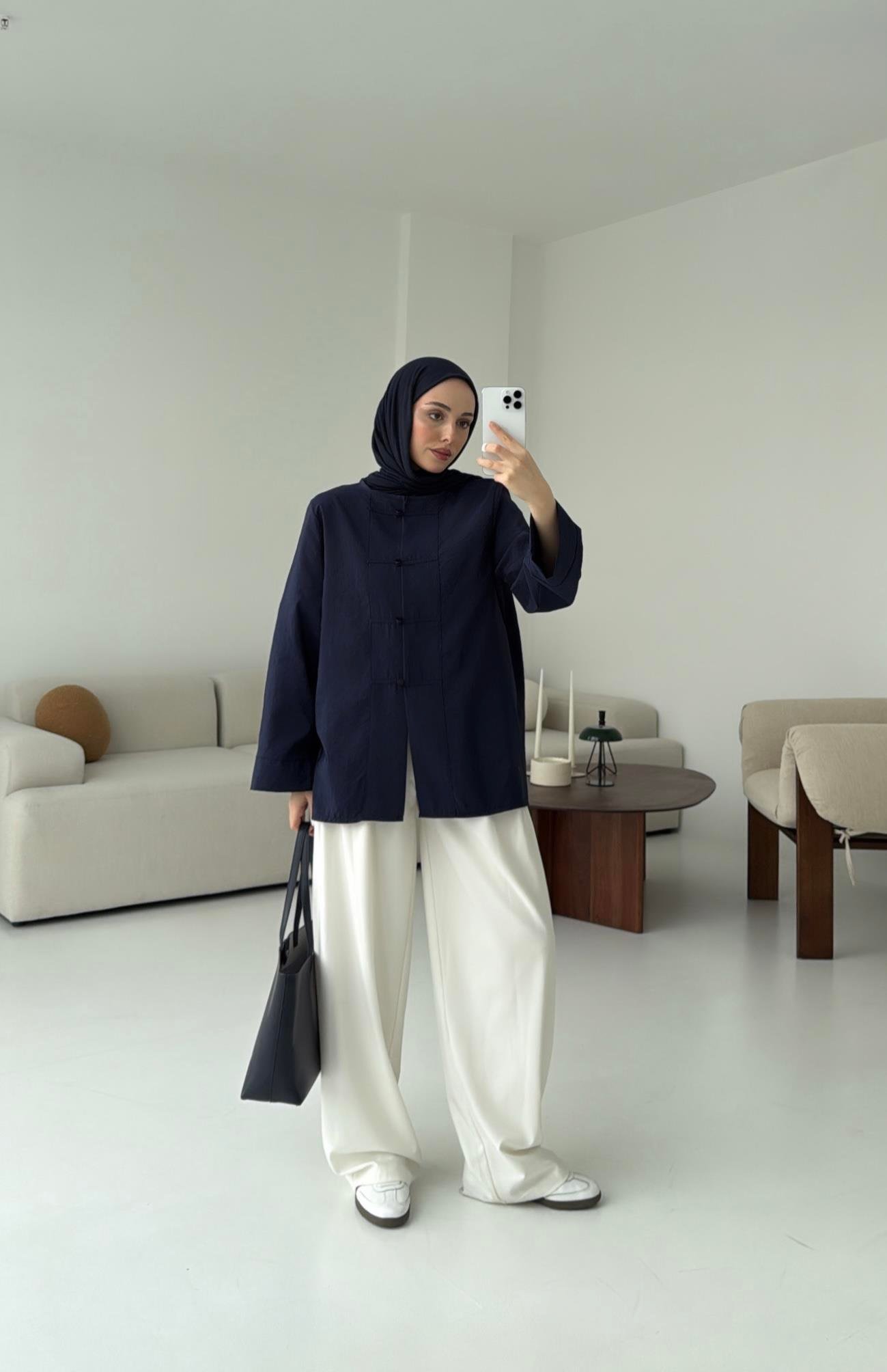 Lacivert Düğme Detay Gömlek