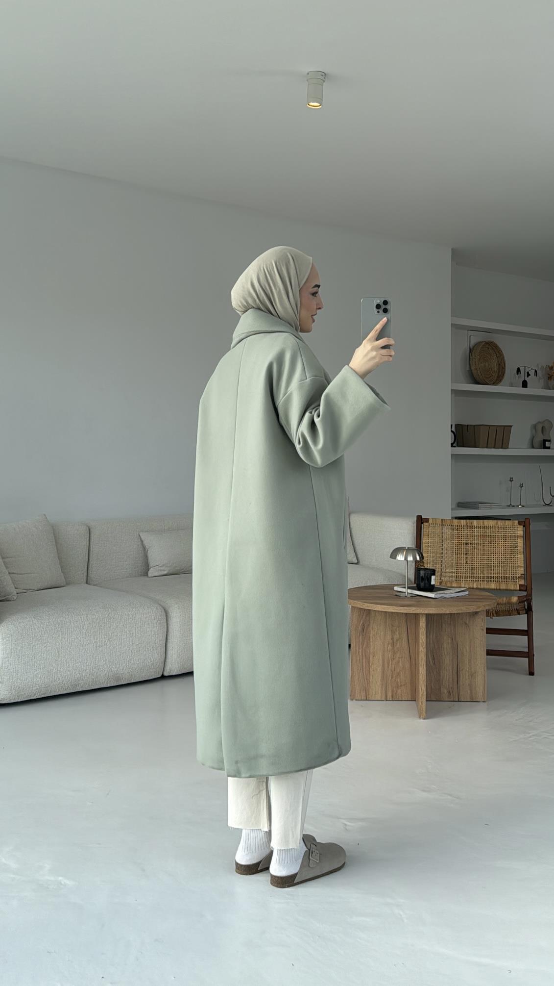 Premium Kaşe Kaban Mint Yeşili
