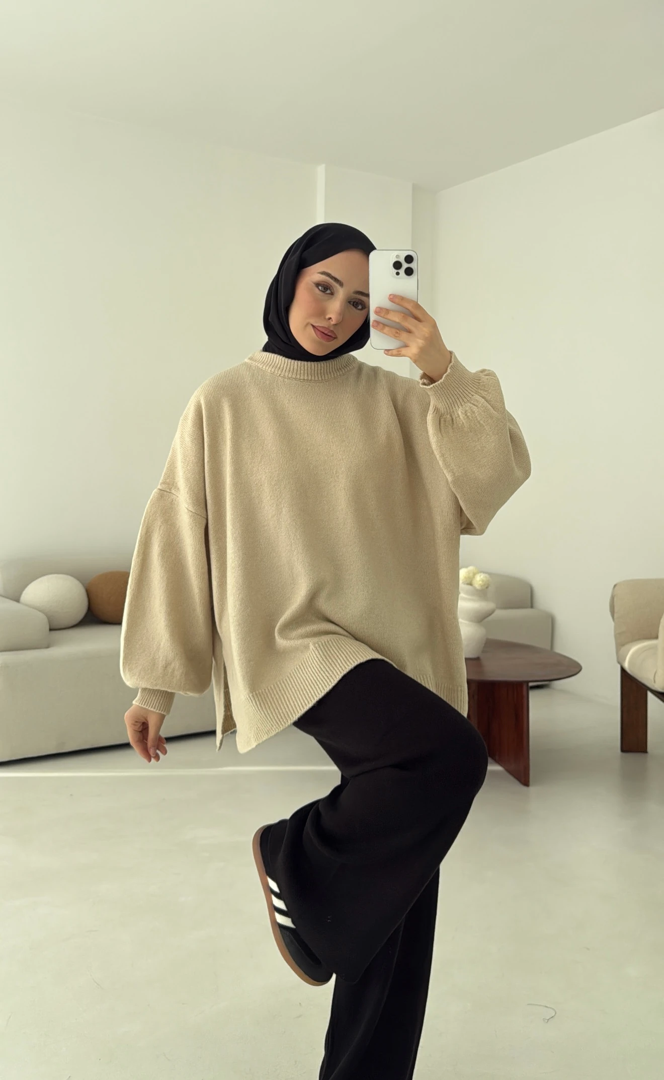 Yırtmaç Detay Balon Kol Kazak Bej