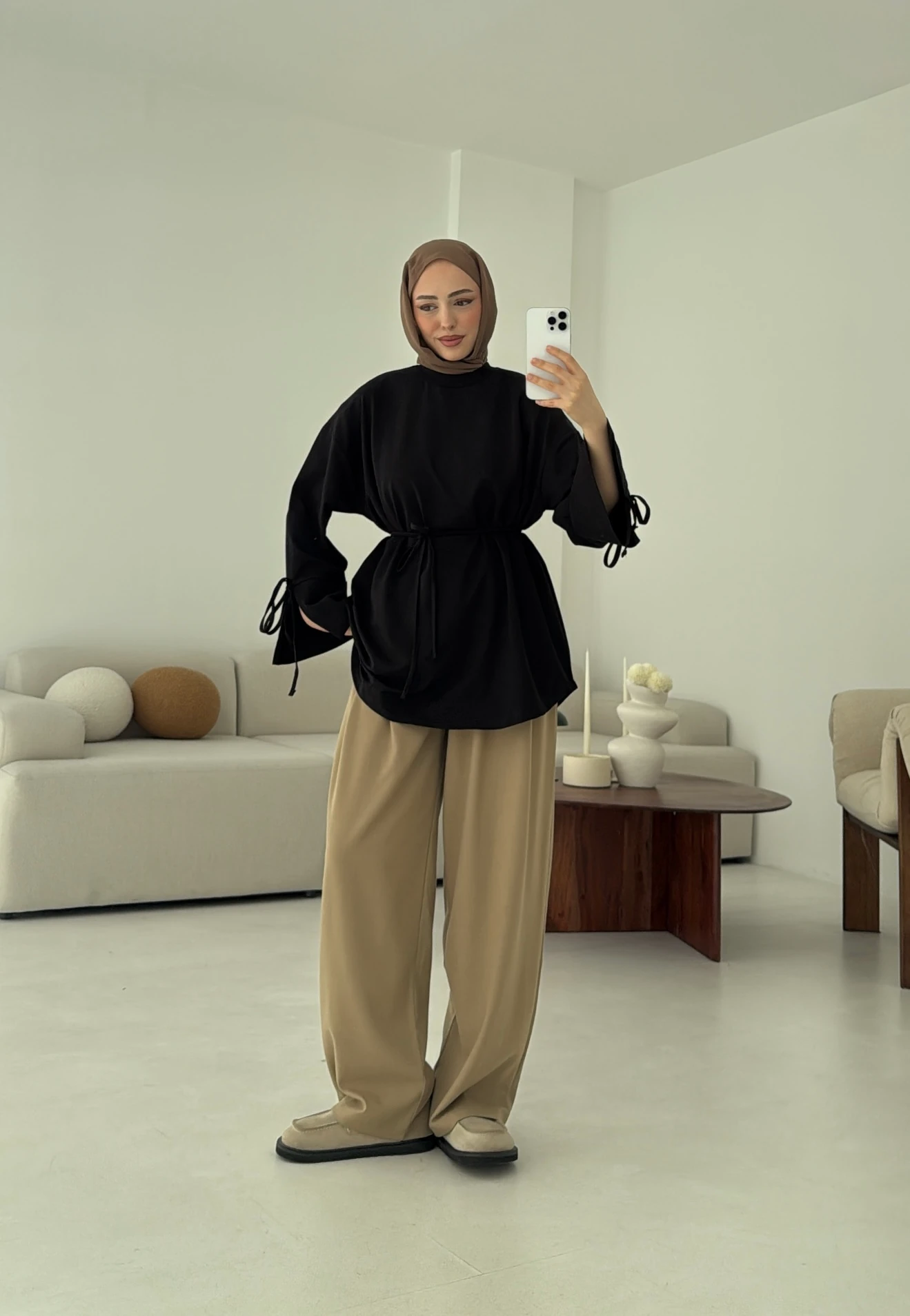 Manşeti Yırtmaçlı Sweat Siyah 