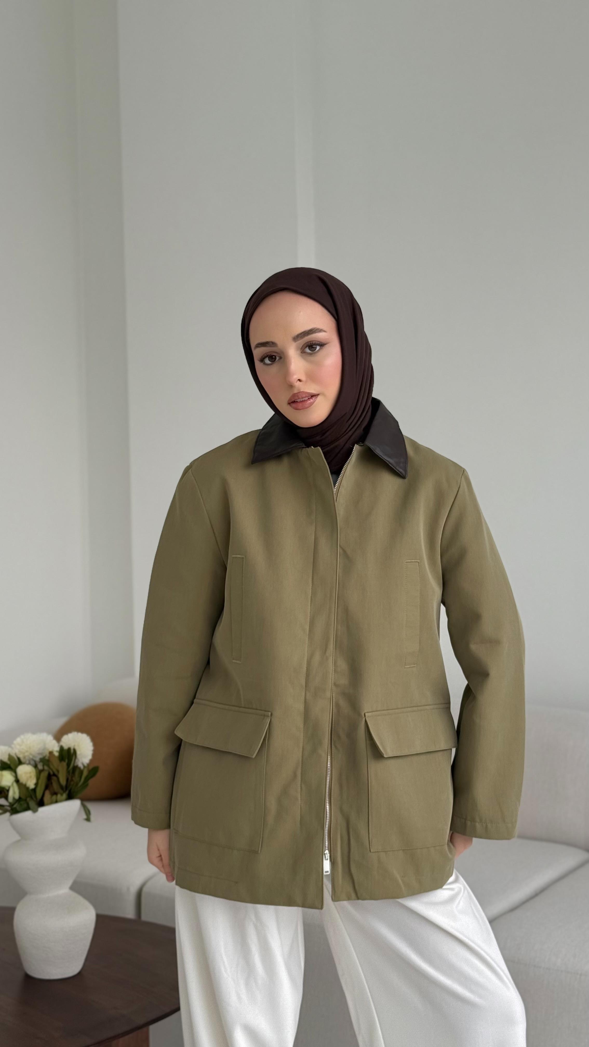 Yakası Deri İçi Kapitone Olive