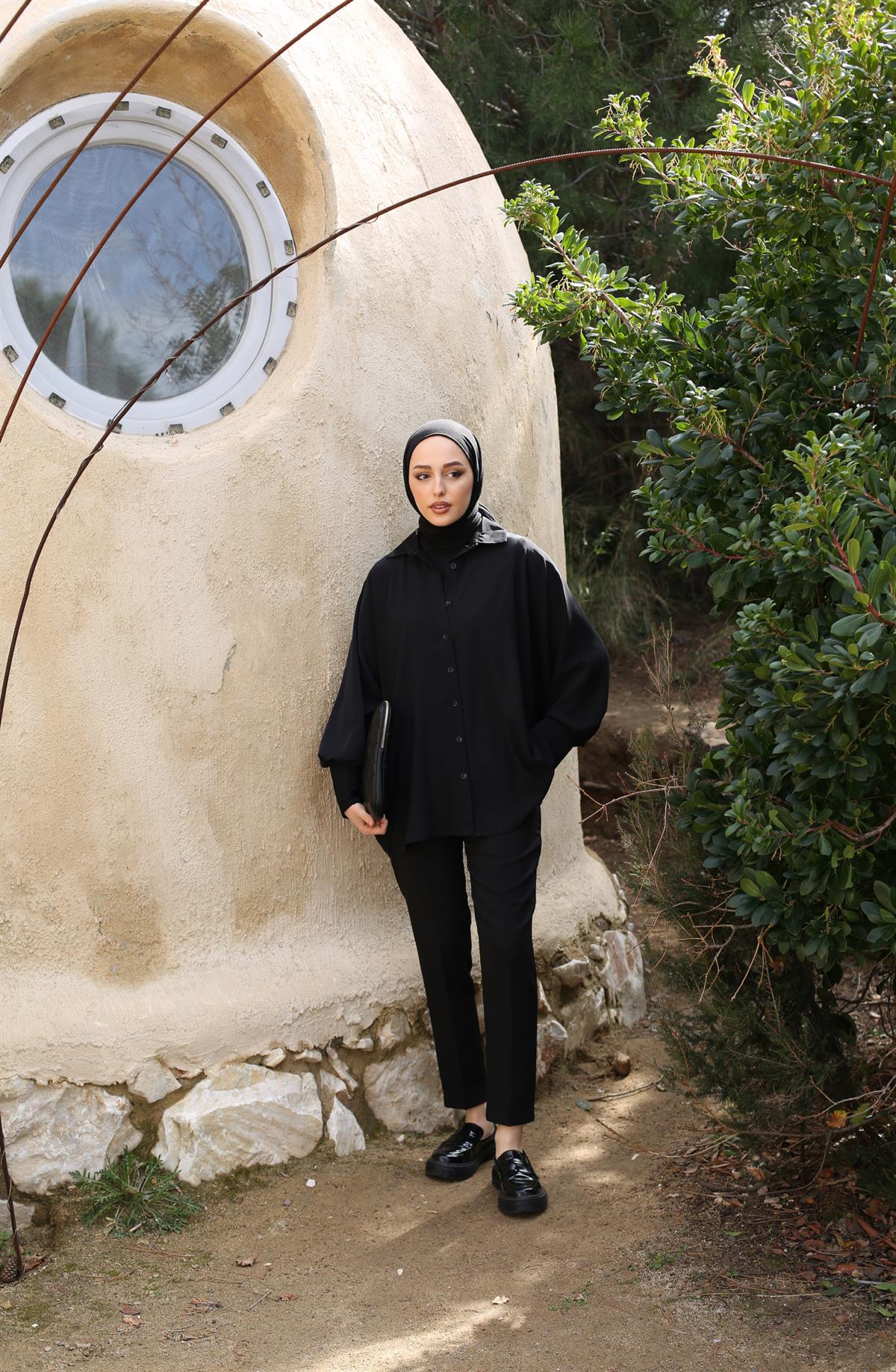 Yarasa Kol Siyah Tunik Gömlek