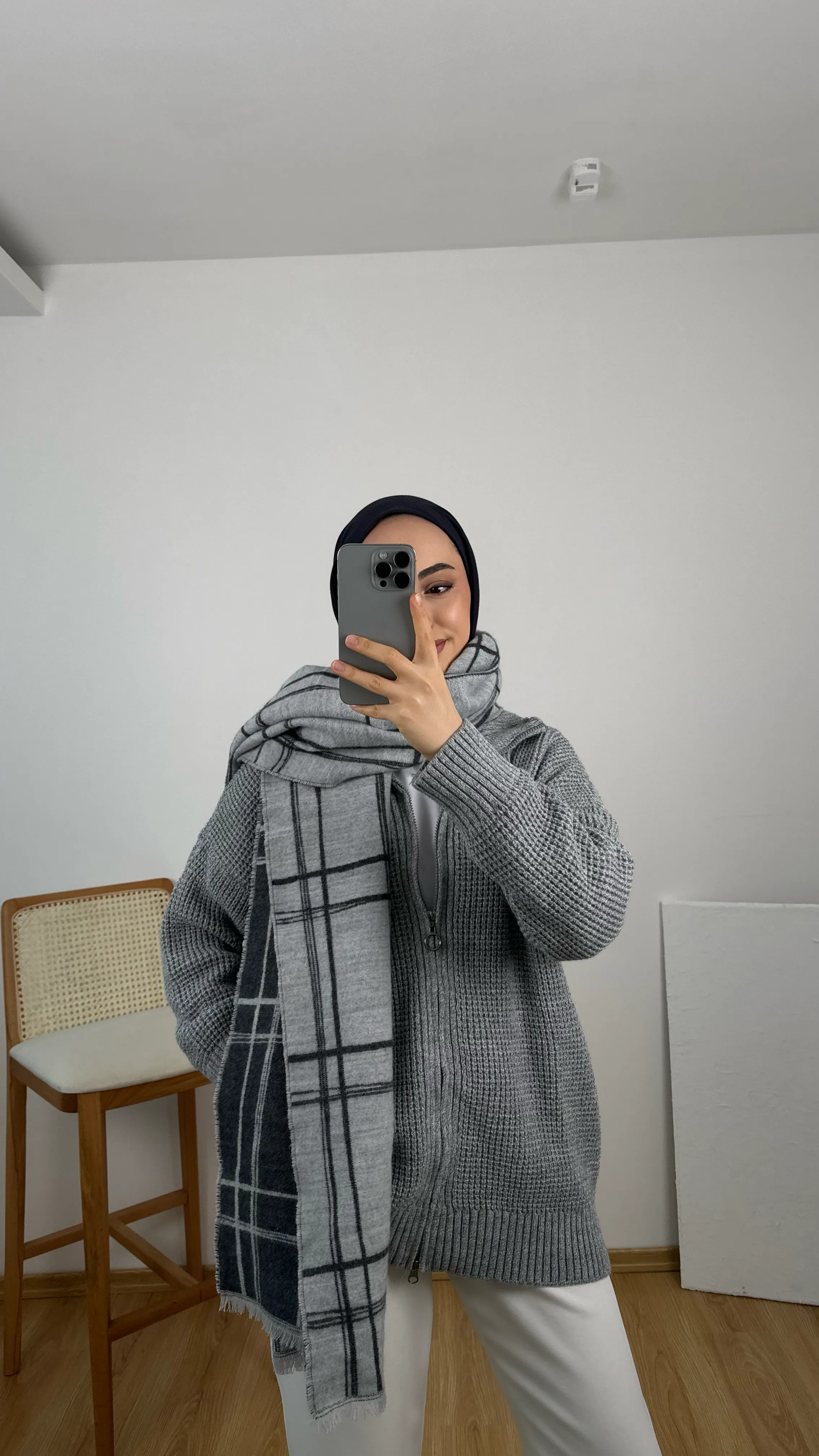 Kalın Örgü Fermuarlı Kazak Gri