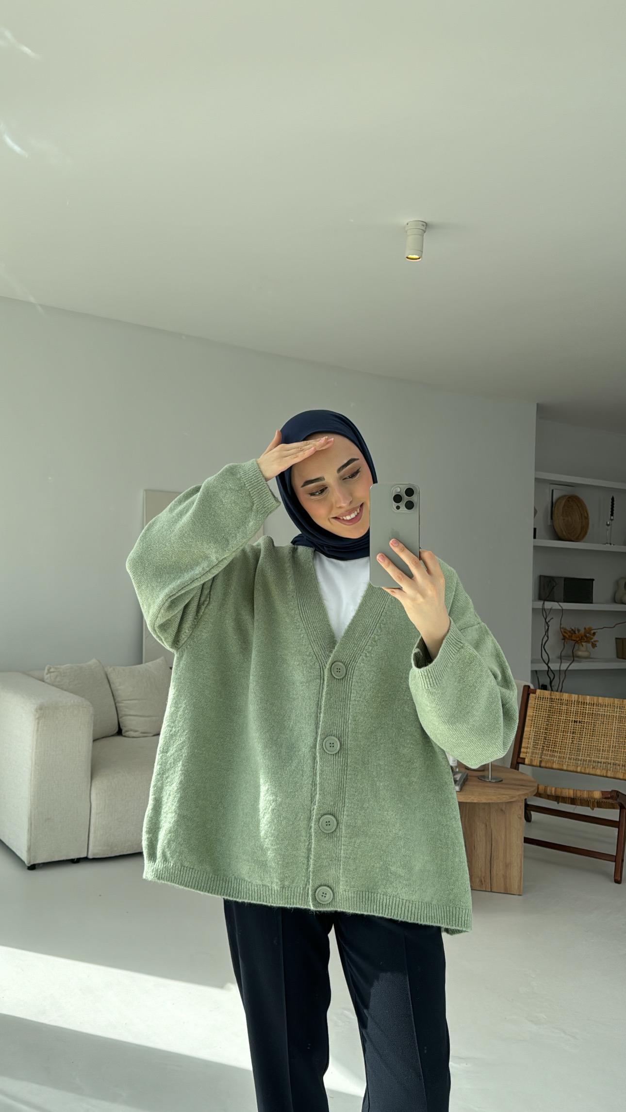 Oversize Yünlü Triko Hırka