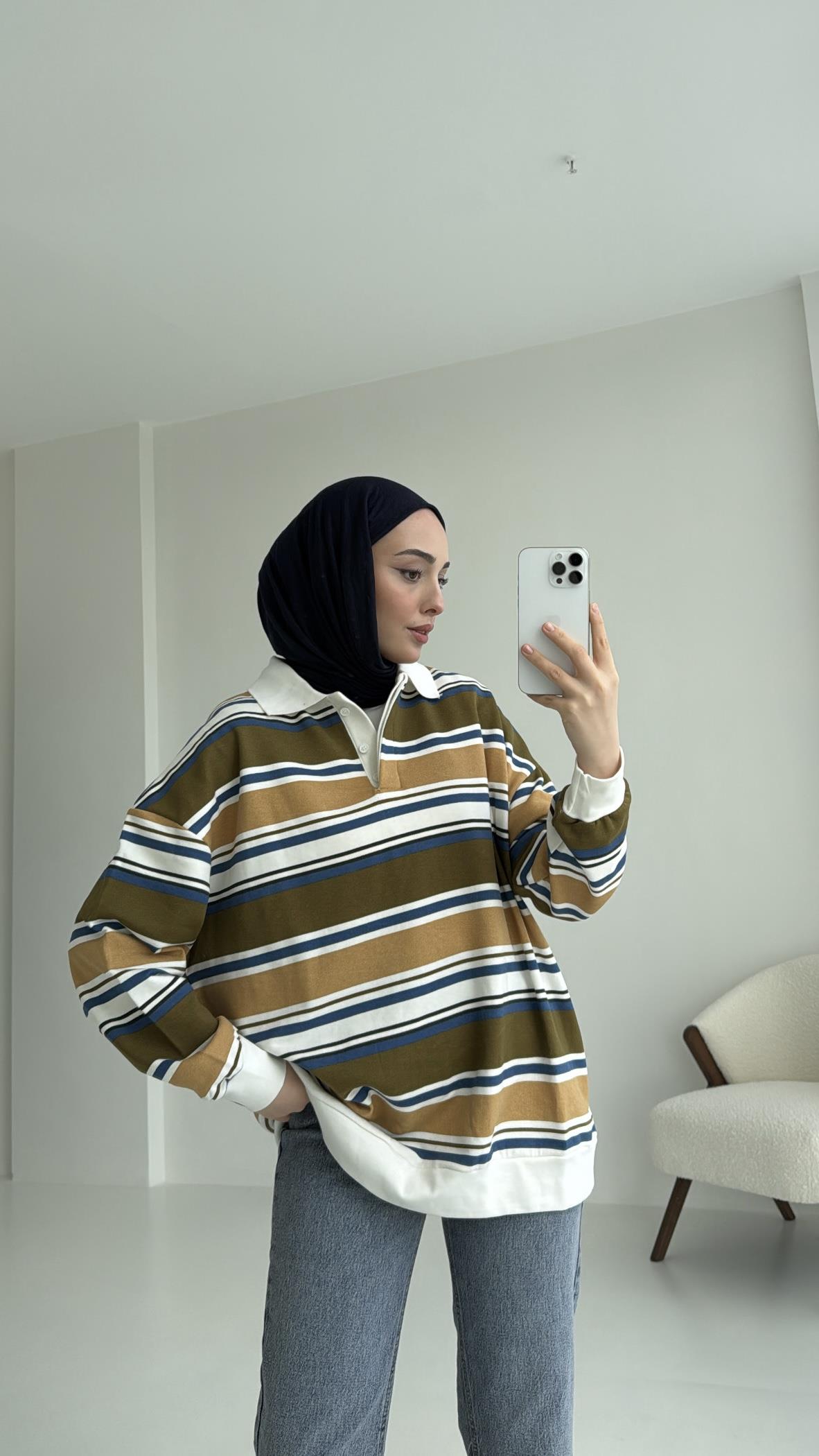 Polo Yaka Yeşil Sweatshirt