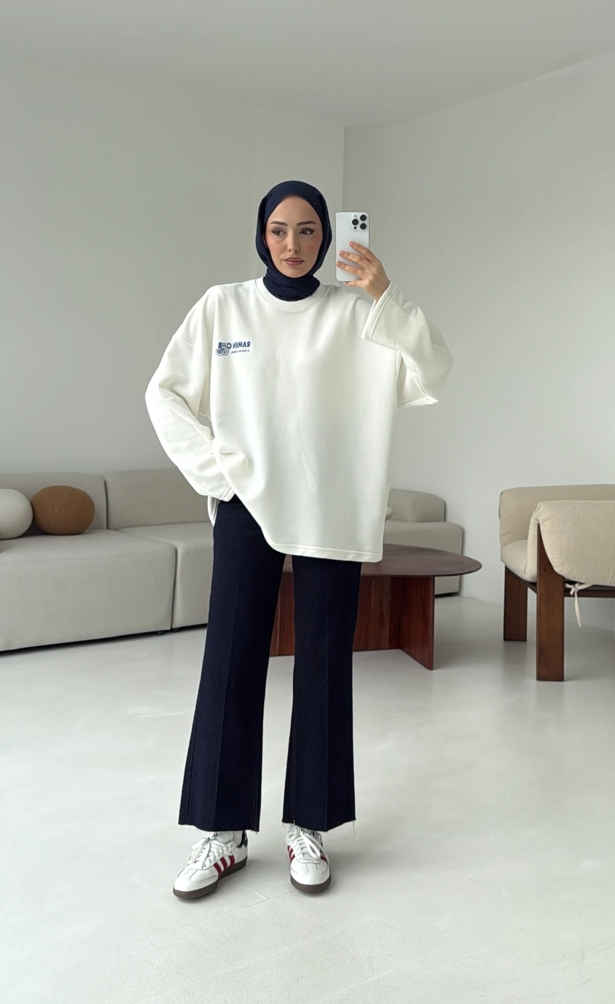 Ramen Baskılı Sweat Beyaz