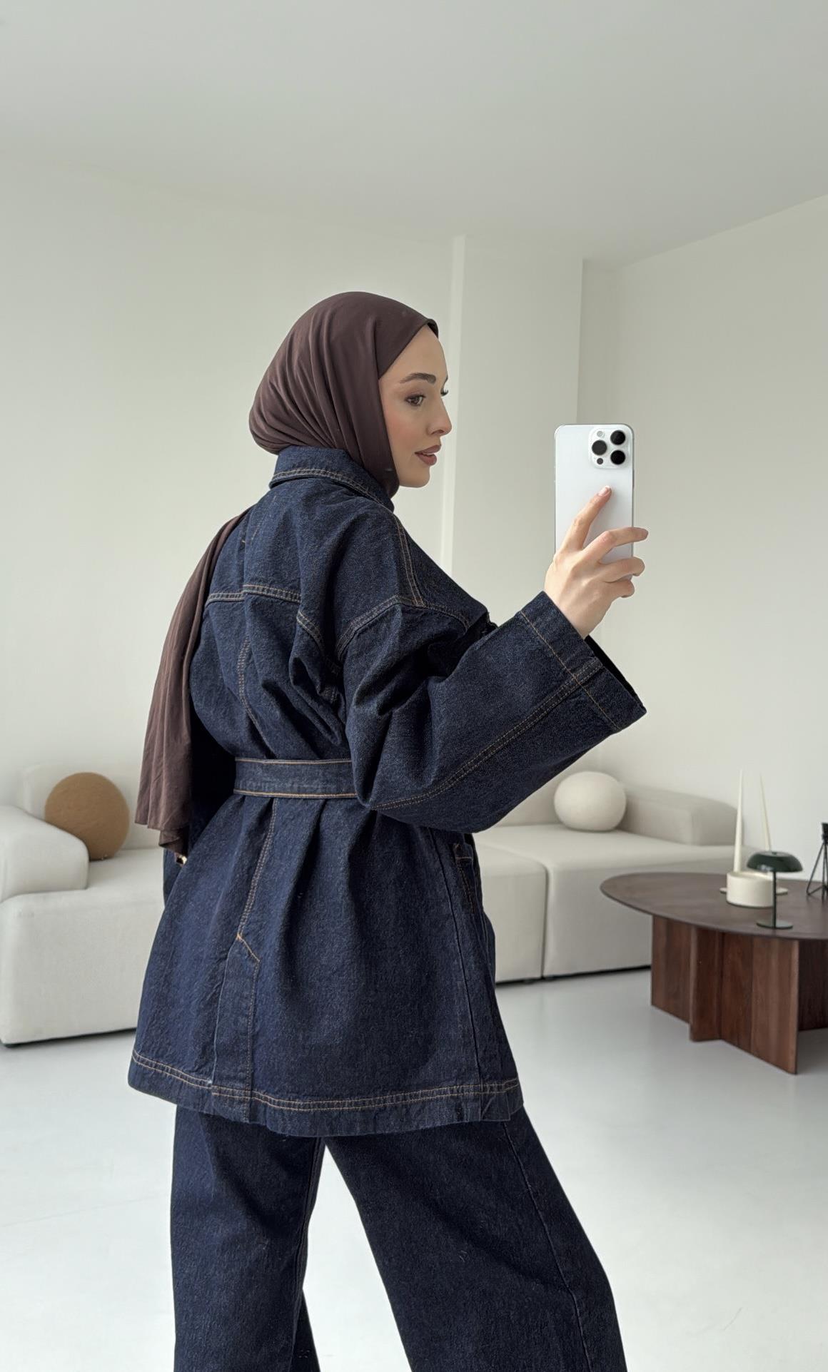 Seyyar Kemerli Denim Takım