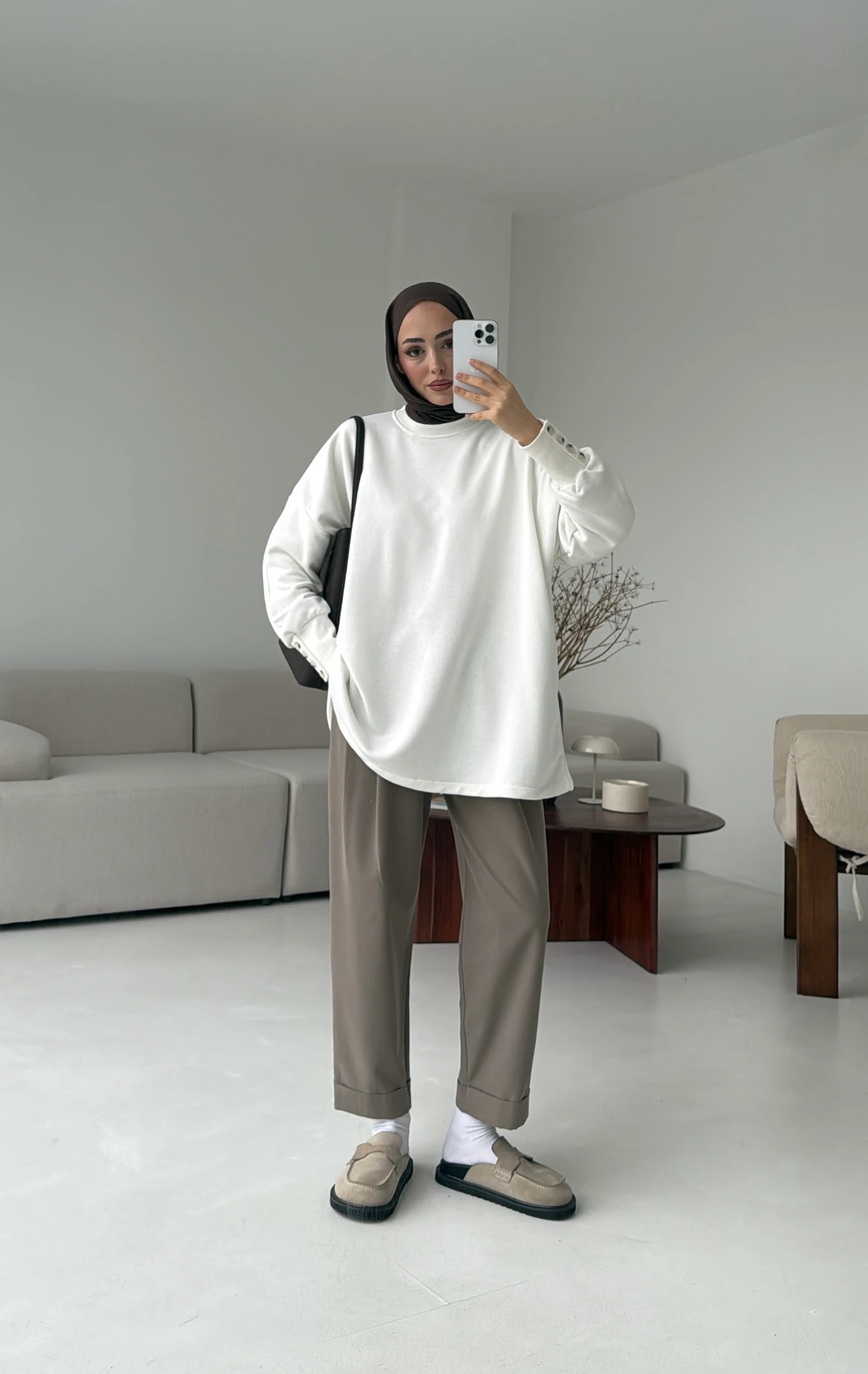 Manşeti Düğme Detay Swearshirt Beyaz