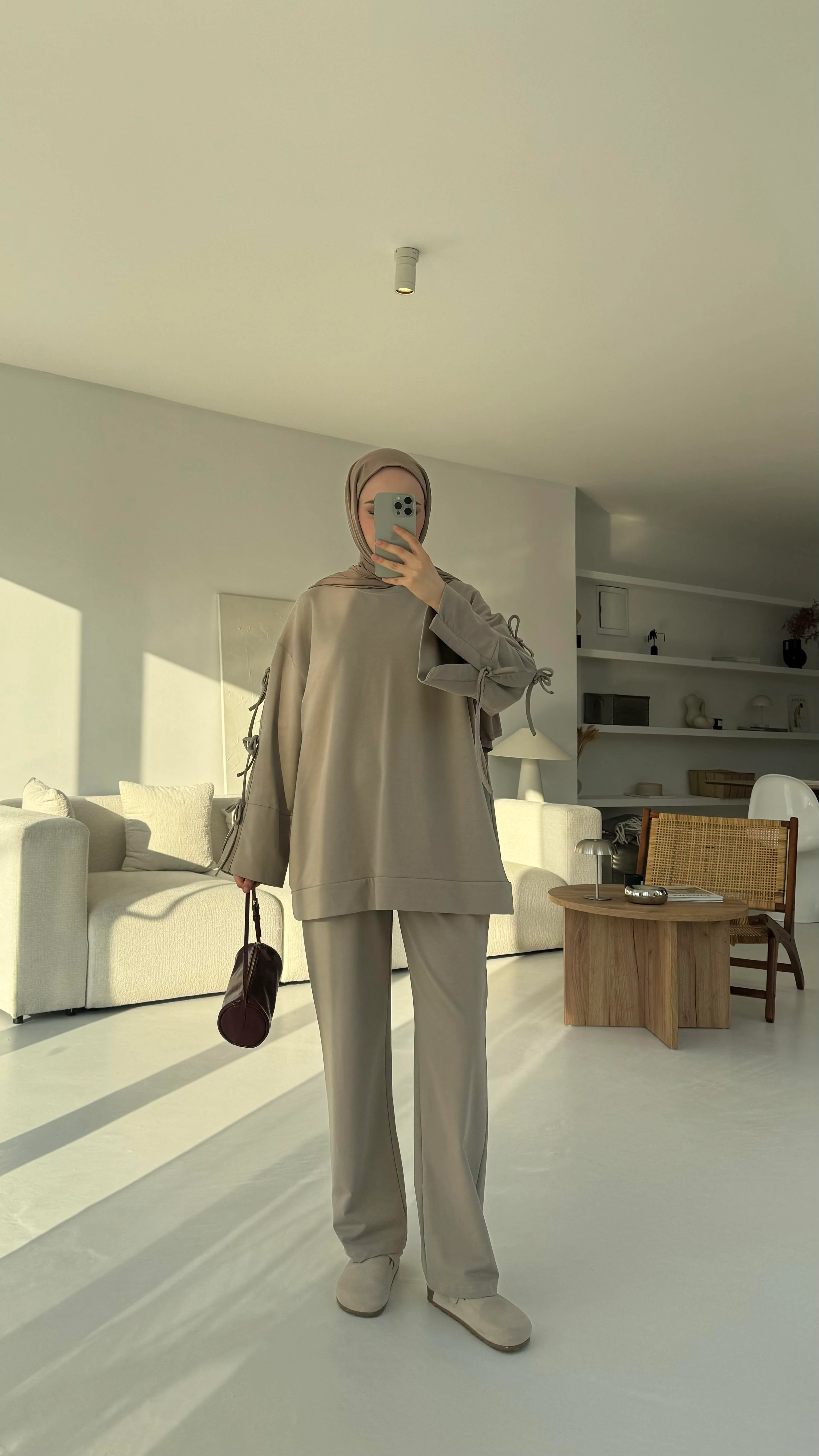 Kolları Detaylı Takım Vizon