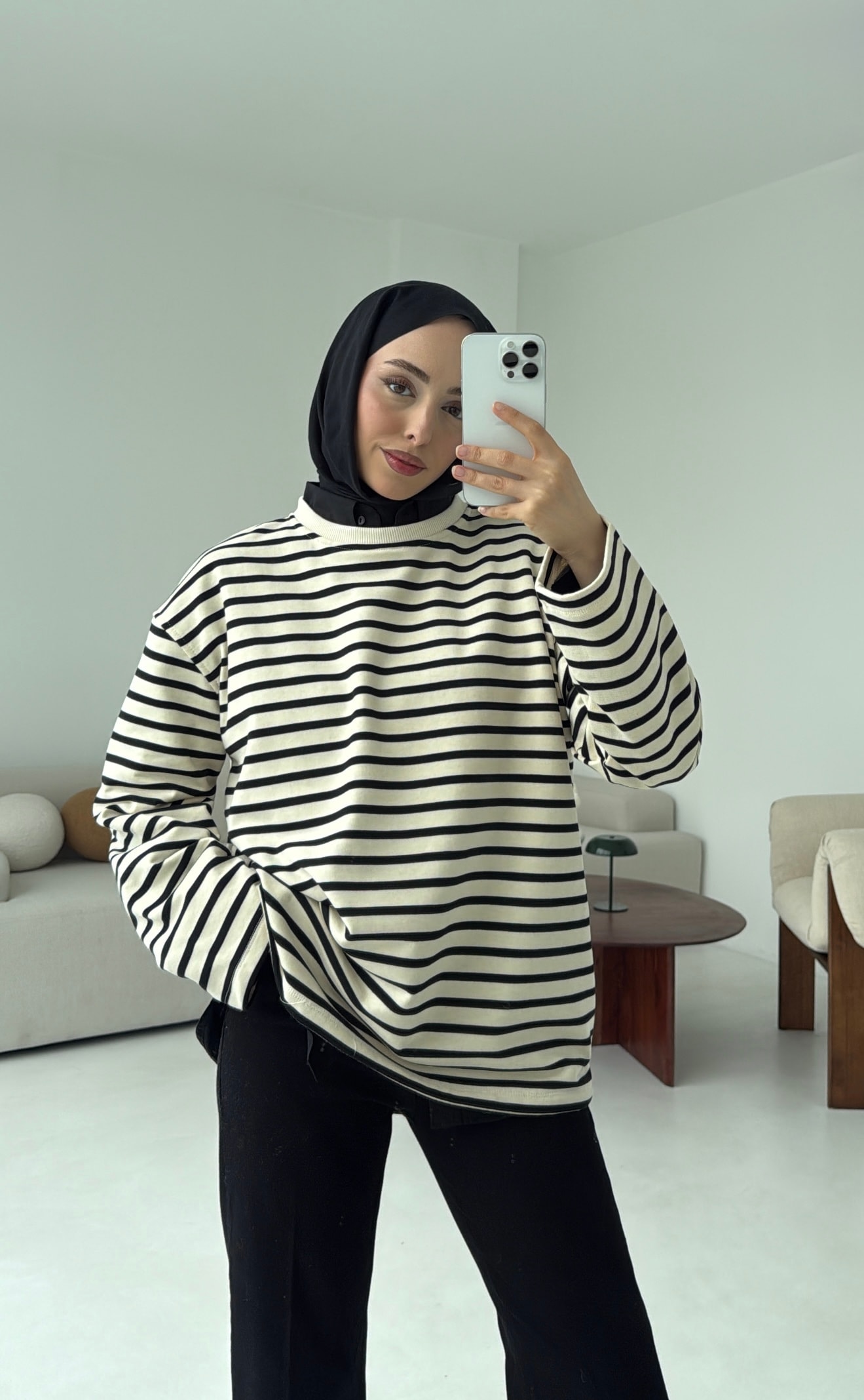 Siyah Çizgili Sweat